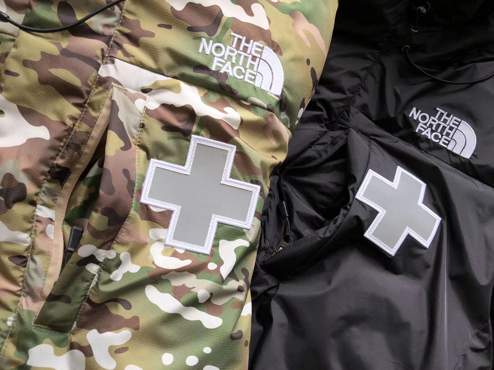 슈프림 x 노스페이스