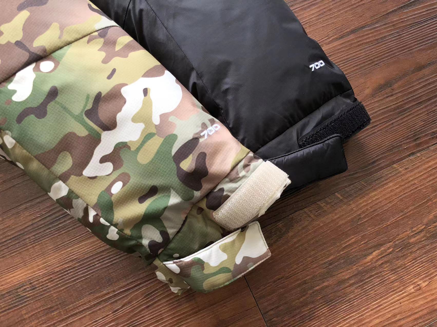 슈프림 x 노스페이스