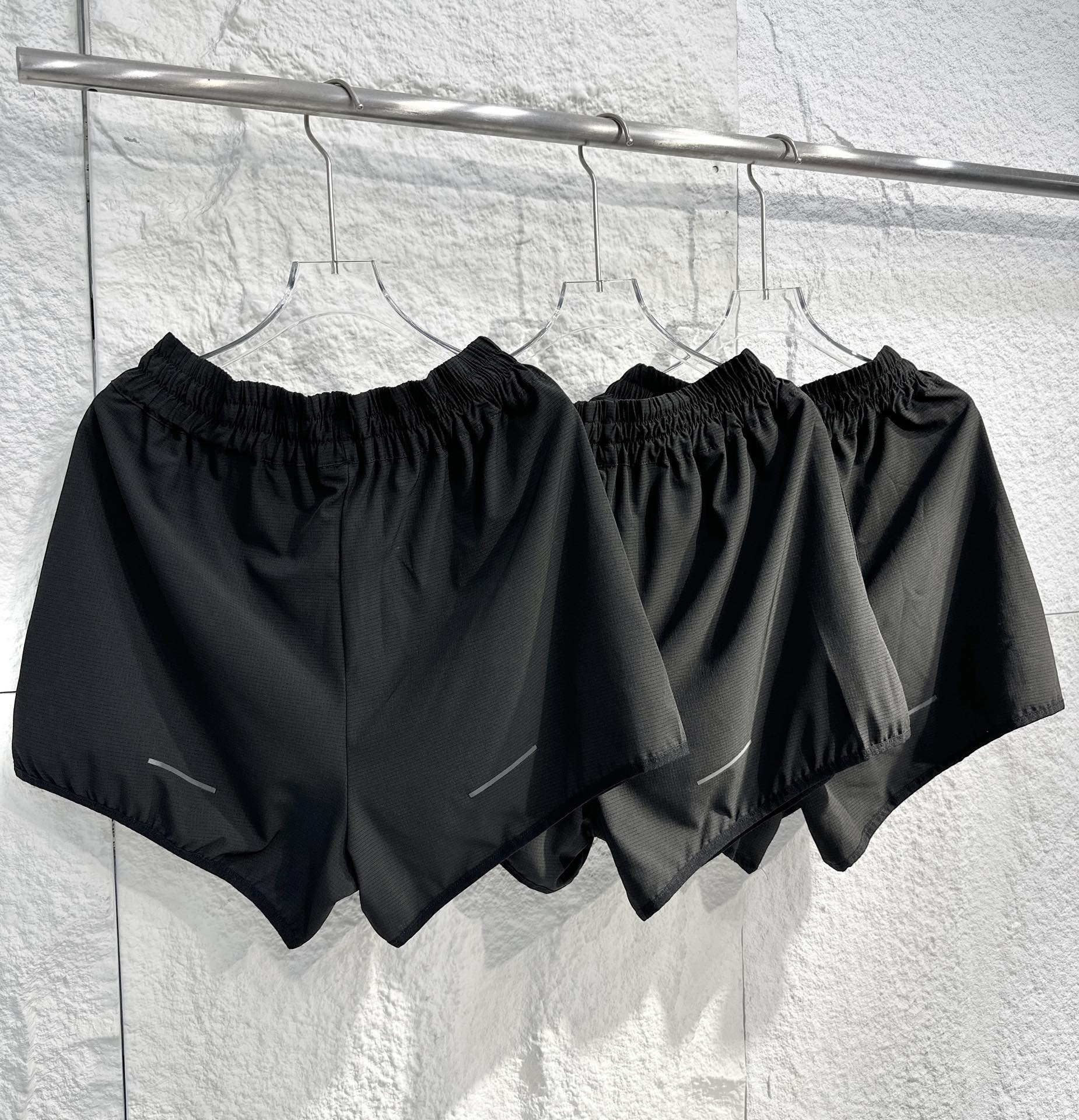 아디다스 x 피어 오브 갓 애슬레틱스 스트레치 우븐 러닝 쇼츠 블랙