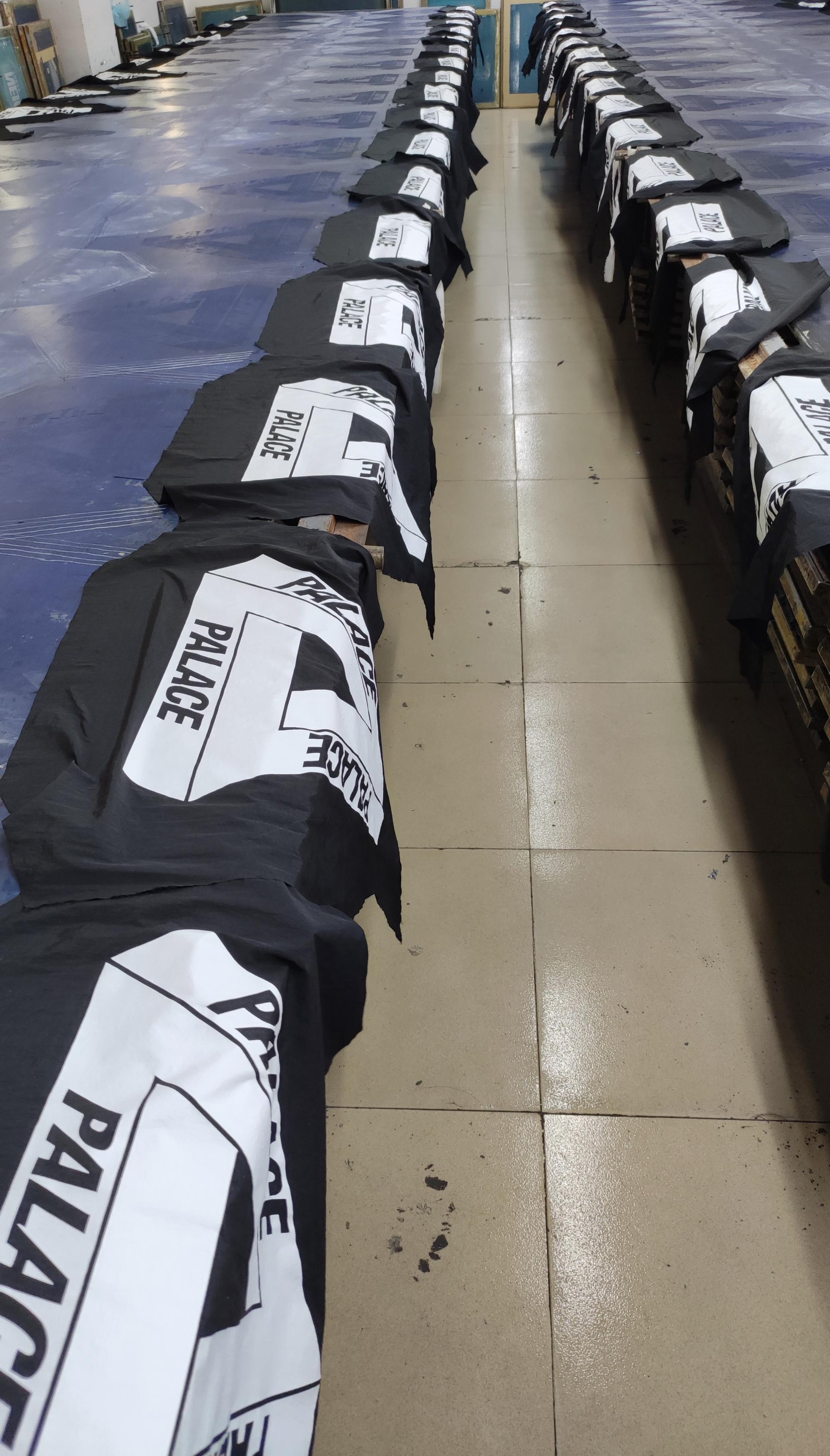 팔라스 홀스파워 크루넥 블랙