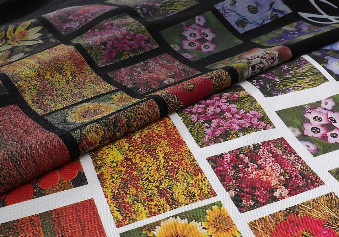 스투시 플라워 그리드 피그먼트 다이드 티셔츠