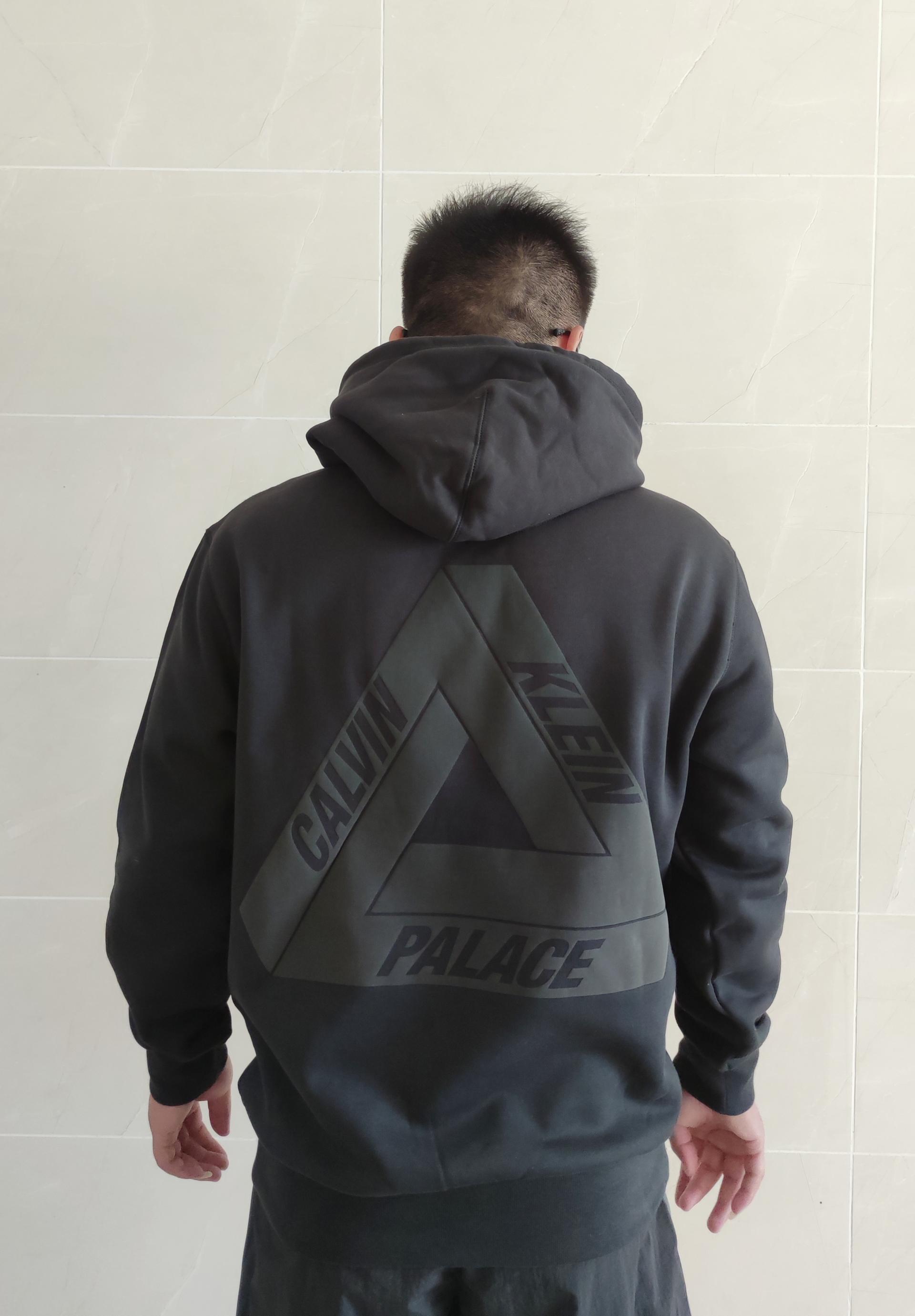 팔라스 x CK 트라이퍼그 후드 블랙