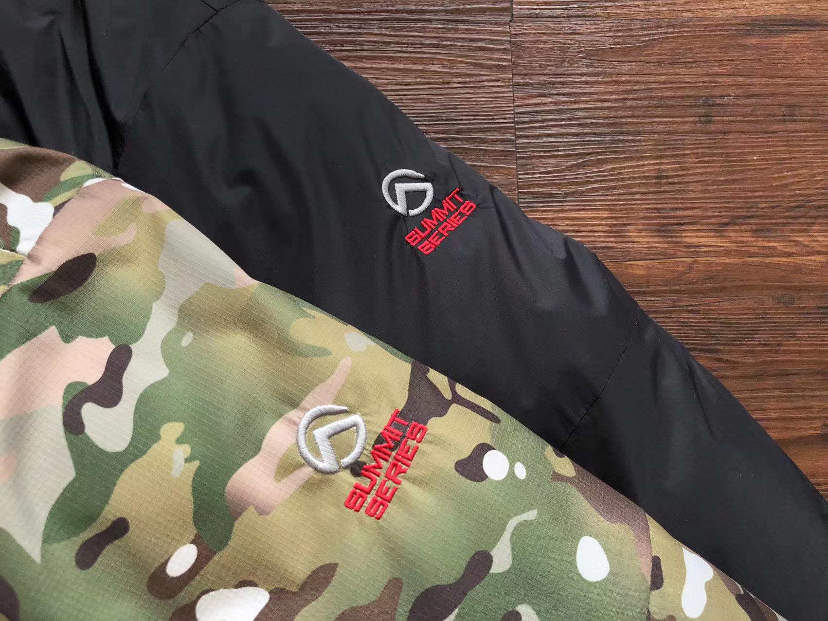 슈프림 x 노스페이스