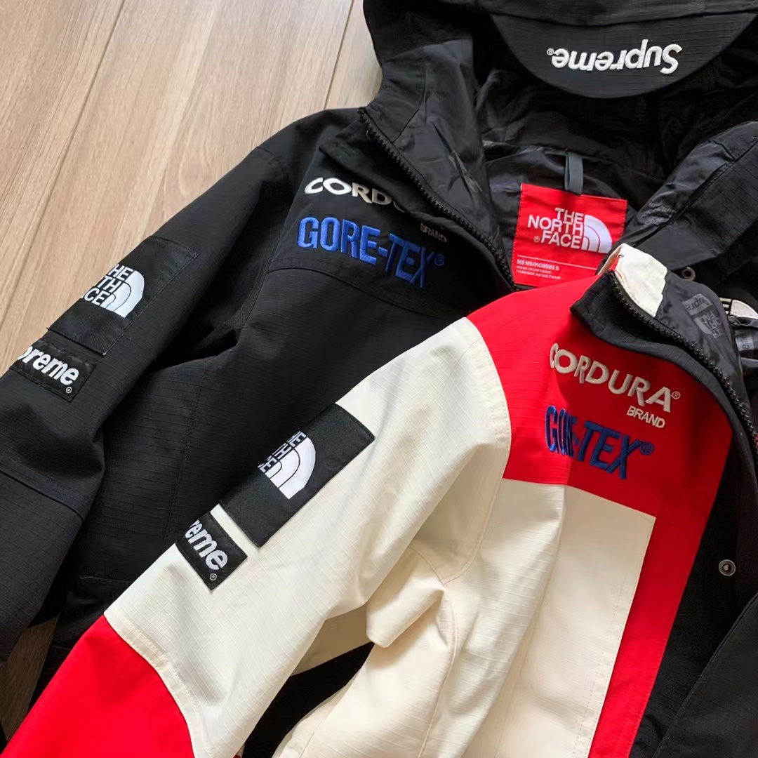 슈프림 x 노스페이스 익스페디션 자켓