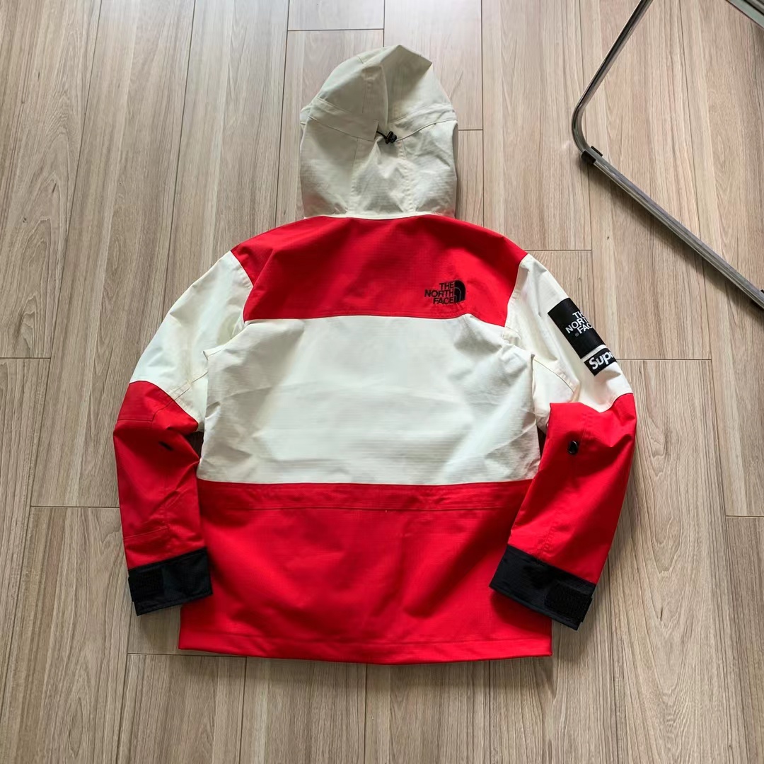슈프림 x 노스페이스 익스페디션 자켓