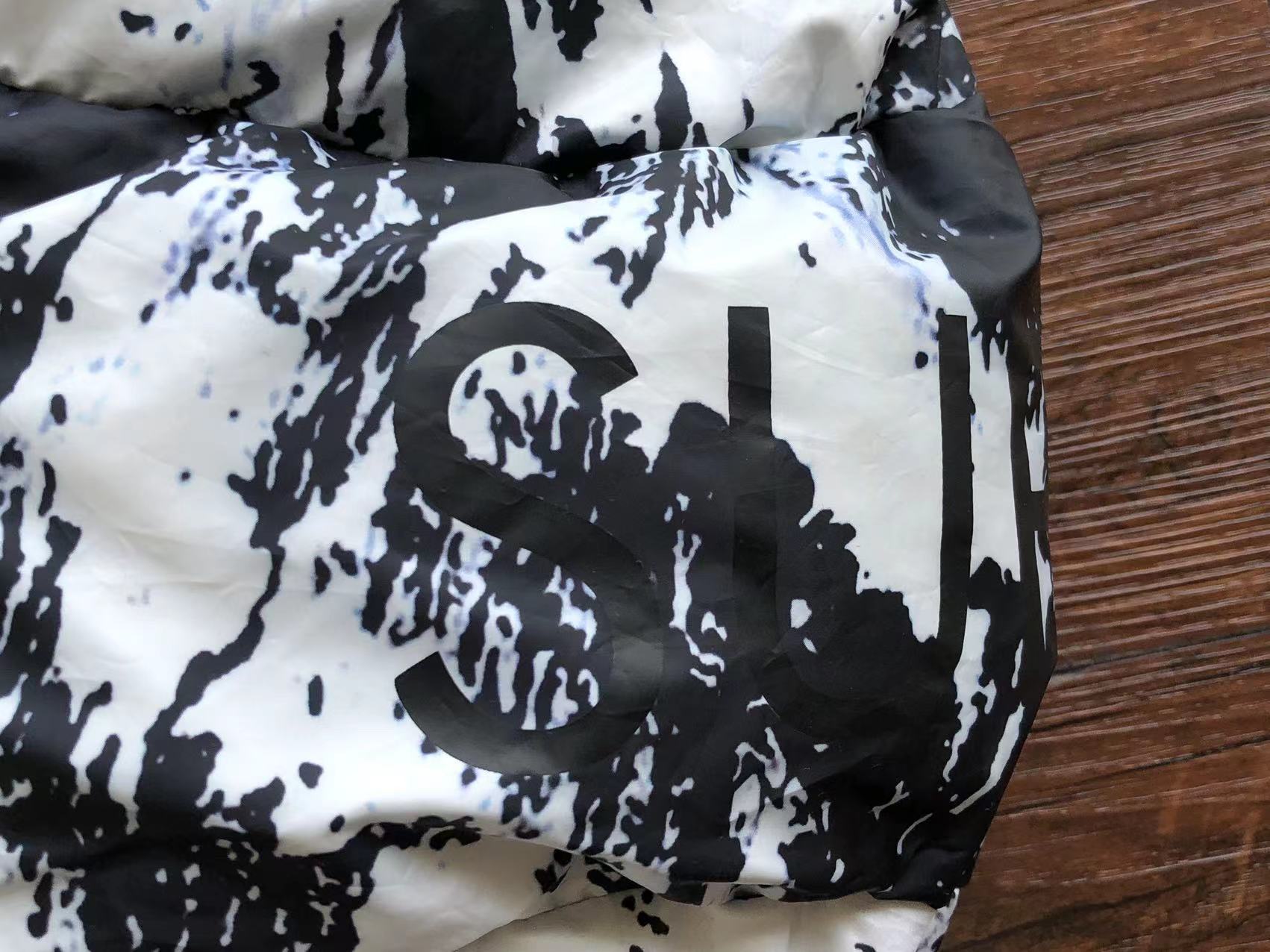 슈프림 x 노스페이스 레플리카