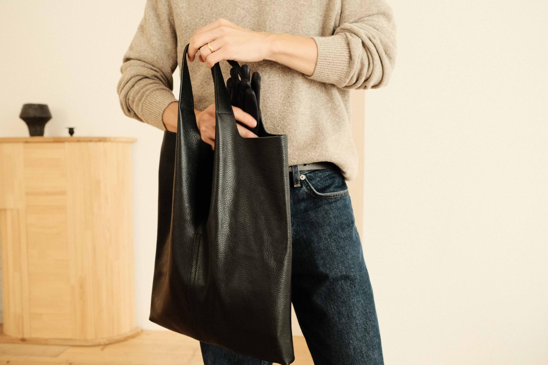 Forma Bag - Black