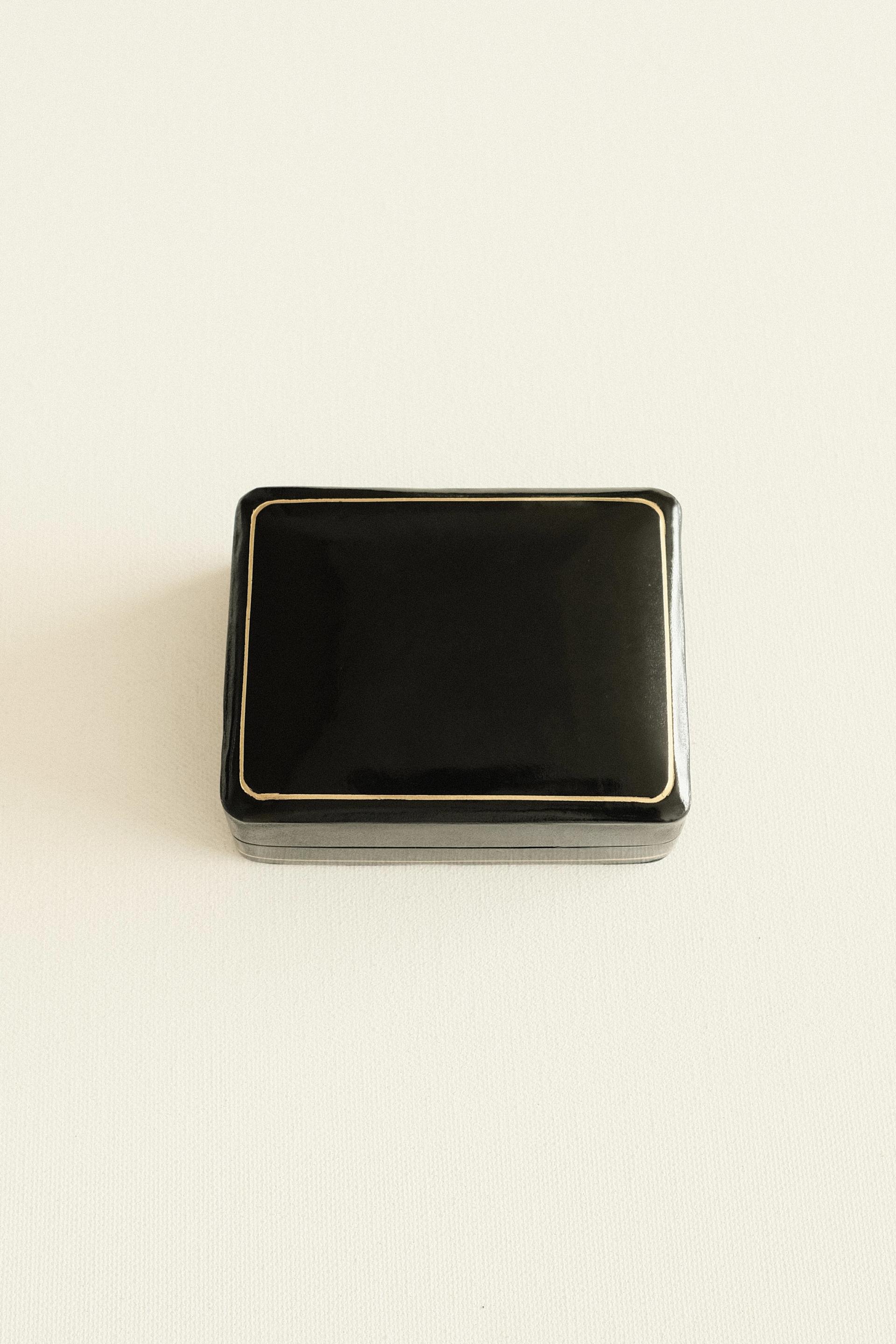 Square Box - Black
