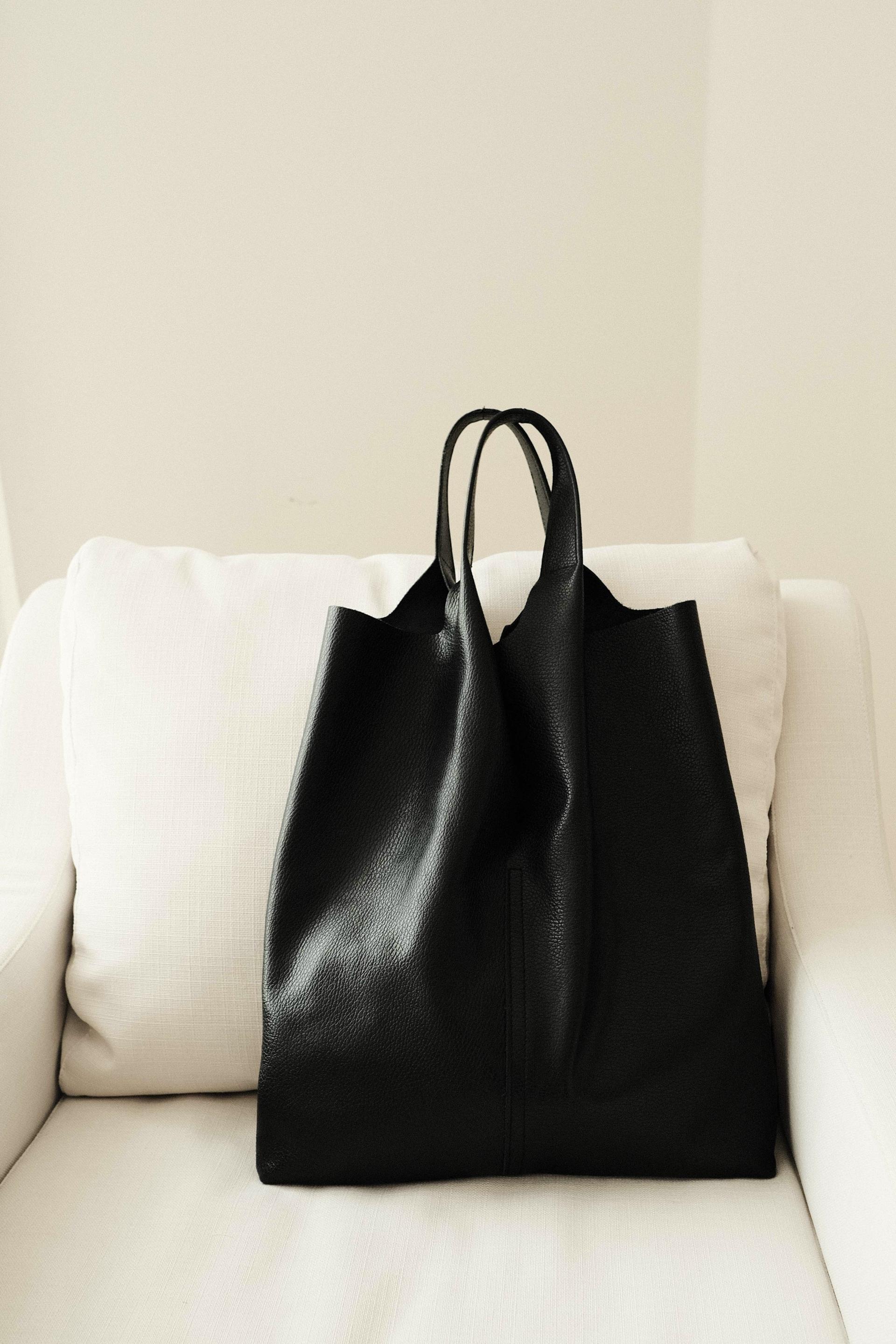 Forma Bag - Black