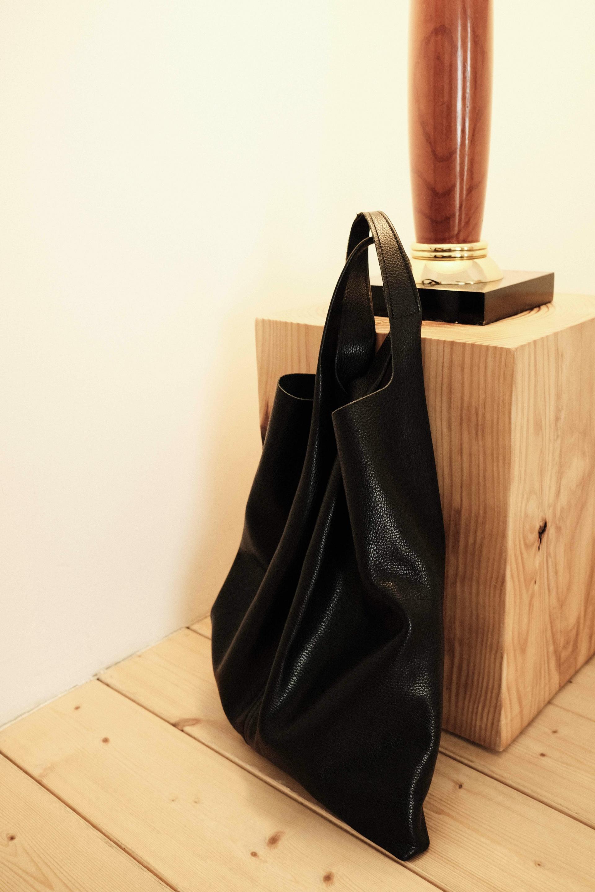 Forma Bag - Black