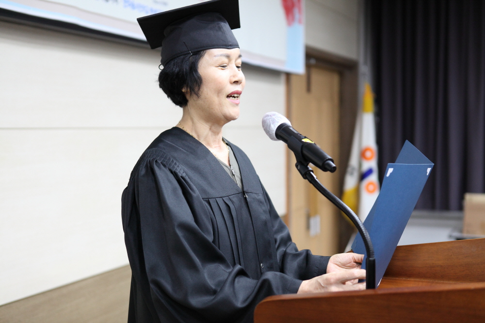 8c65ea037d128.jpg