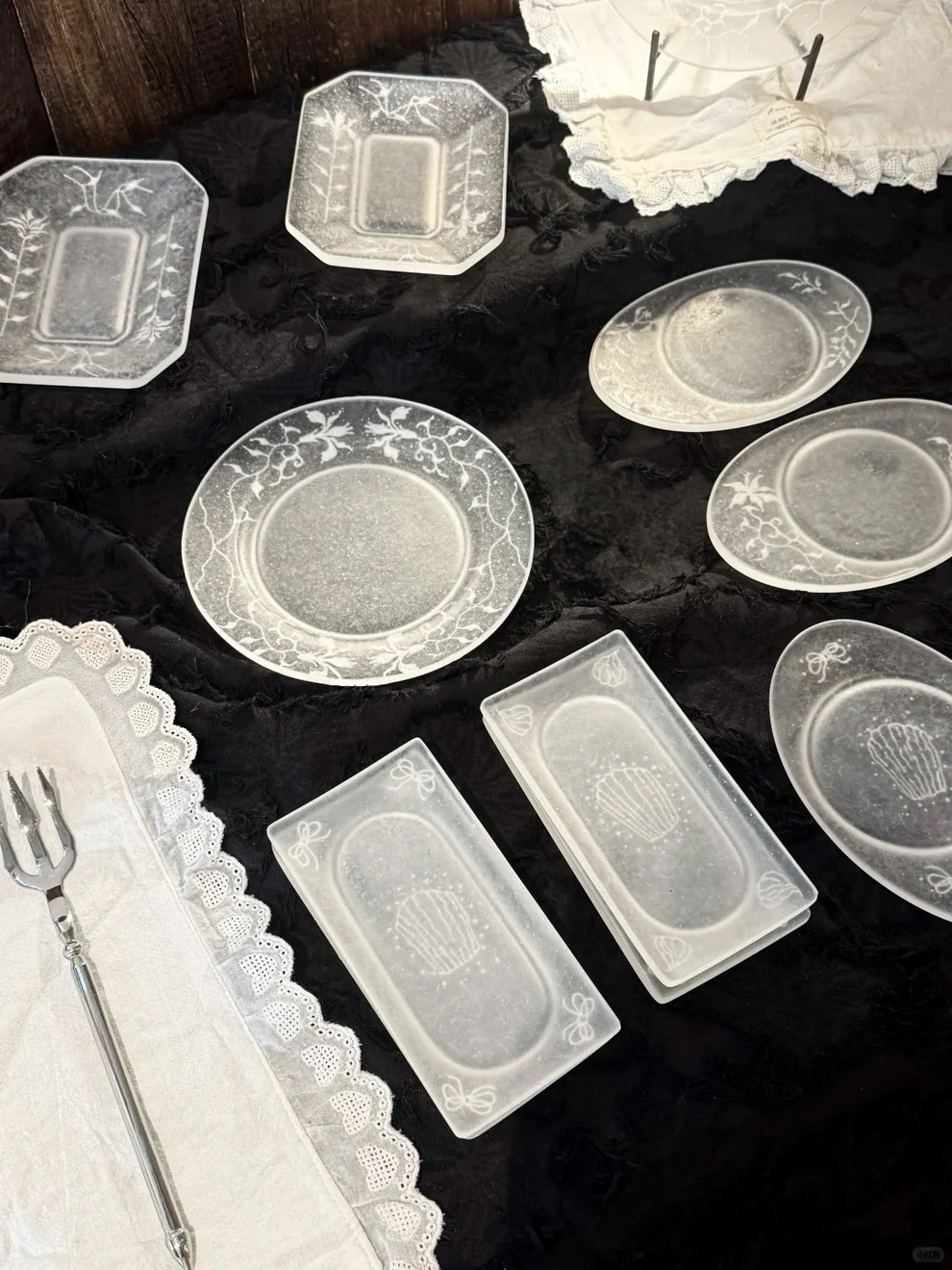 FROSTED GLASS PATE DE VERRE OVAL TRAY 얼은 유리 팔레트 드 베르 타원형 플레이트