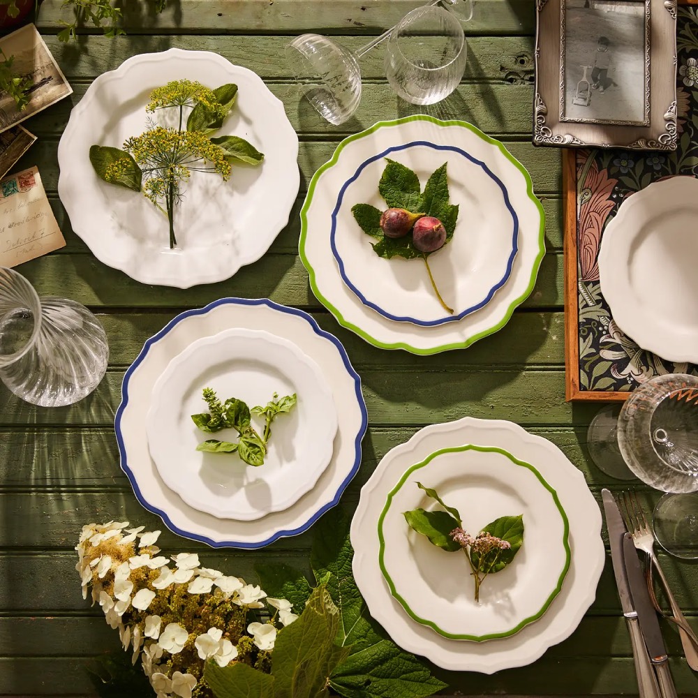 Stella Scalloped Verde Dinner Plate 디너 플레이트