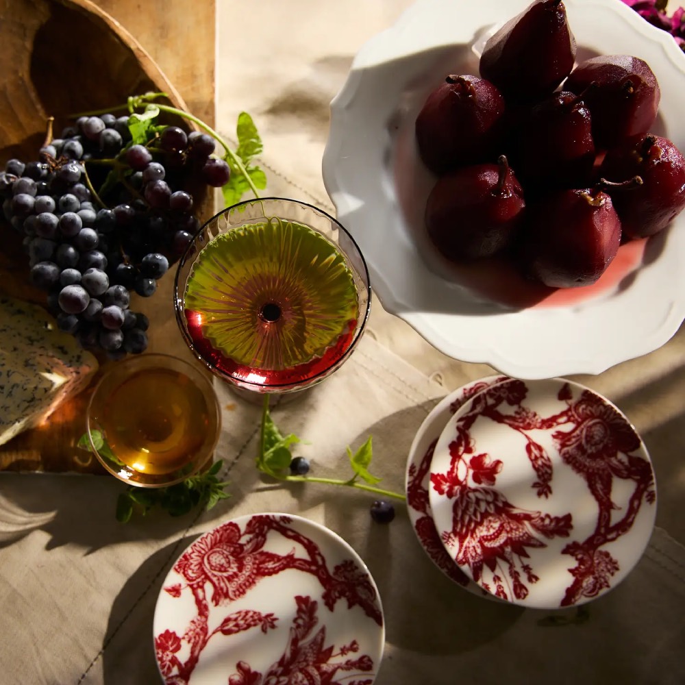 Arcadia Crimson Small Plates, Set of 4 (Caskata) 스몰 플래터 세트 4개