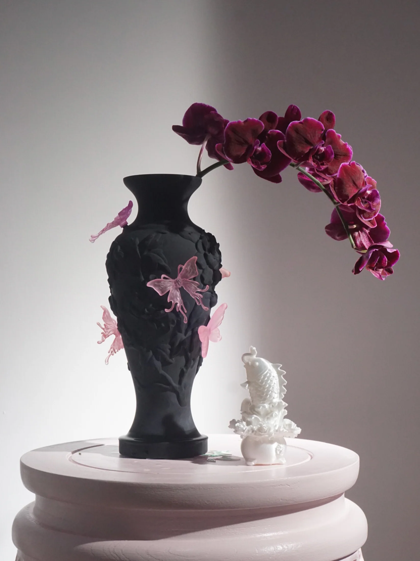 BLACK PAPILLO VIF VASE 블랙 파필로 비프 꽃병