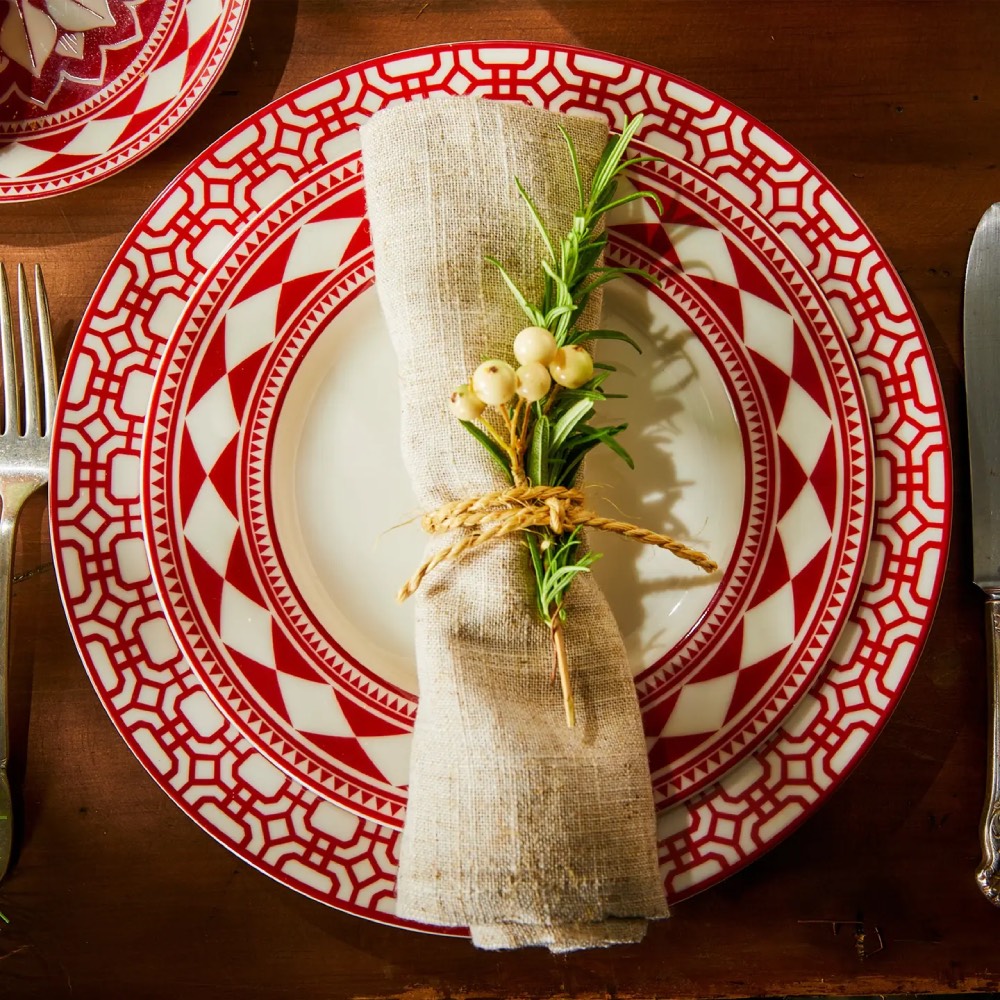 Newport Garden Gate Crimson Dinner Plate (Caskata) 디너 플레이트