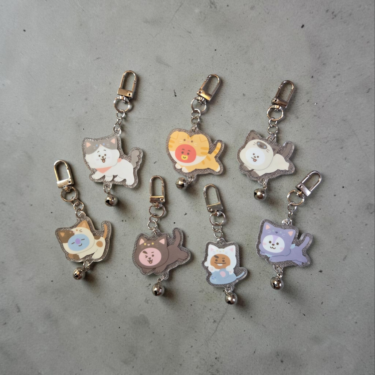 (PRE-ORDER) BT21 - K TOKKI MOTHER OF PEARL KEYRING