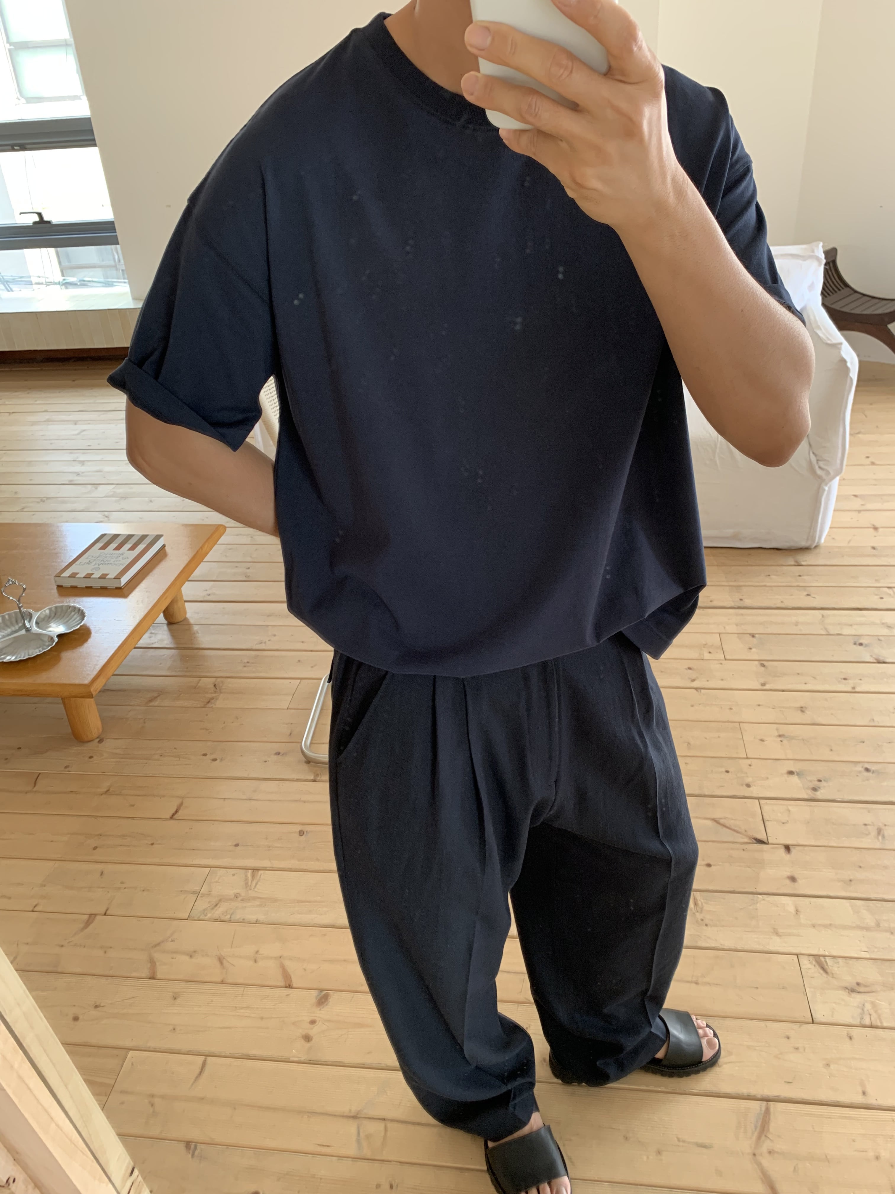 Sage T-shirt (navy)