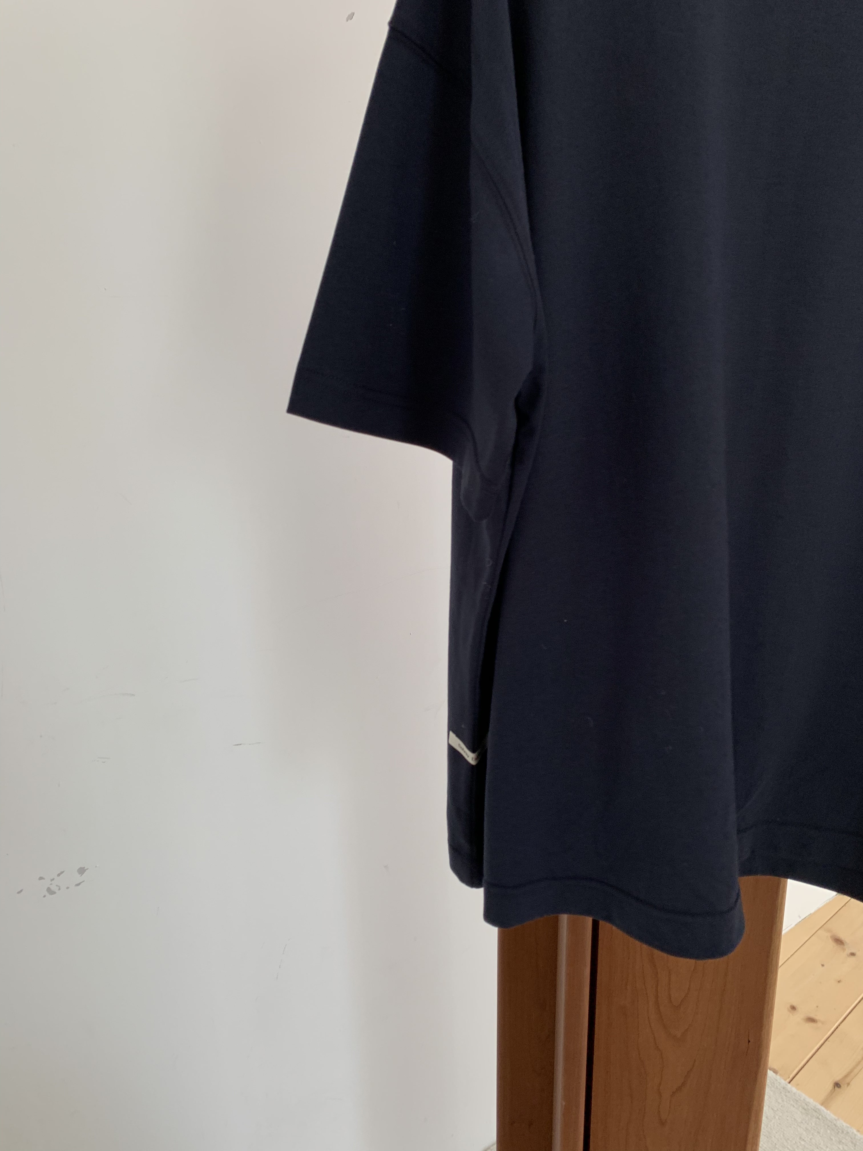 Sage T-shirt (navy)