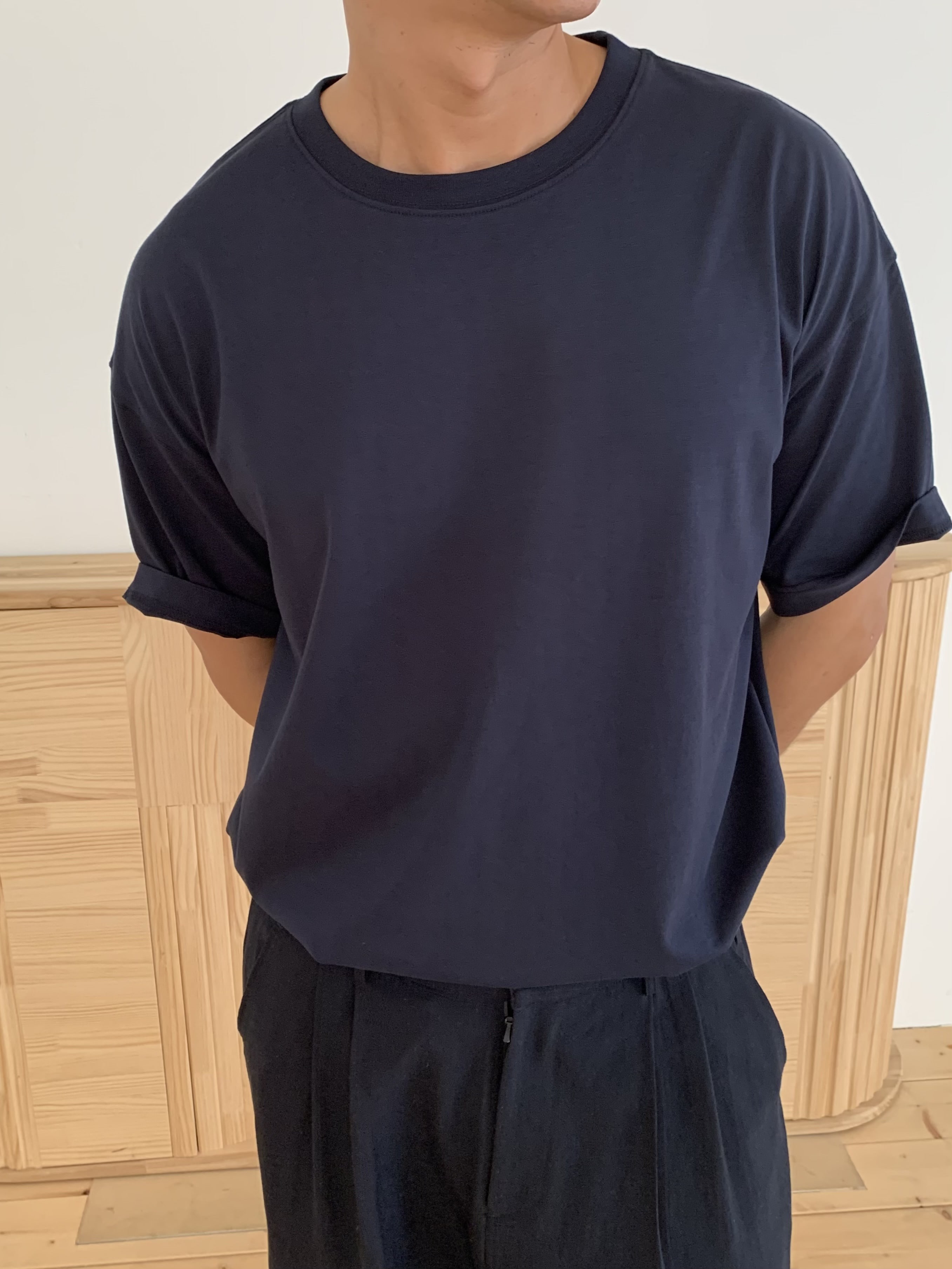 Sage T-shirt (navy)