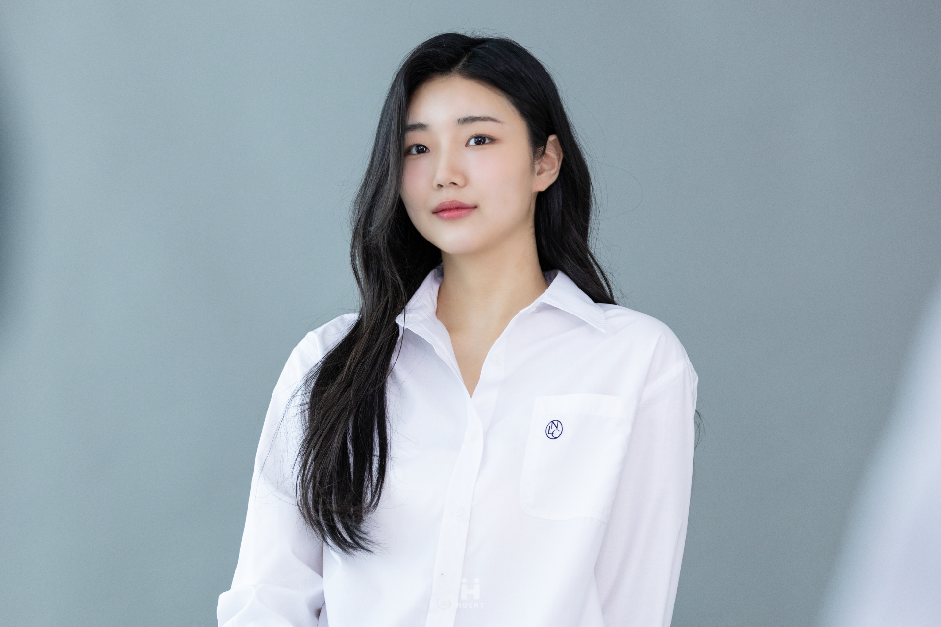 이승현 프로필_비하인드_가로 7.png