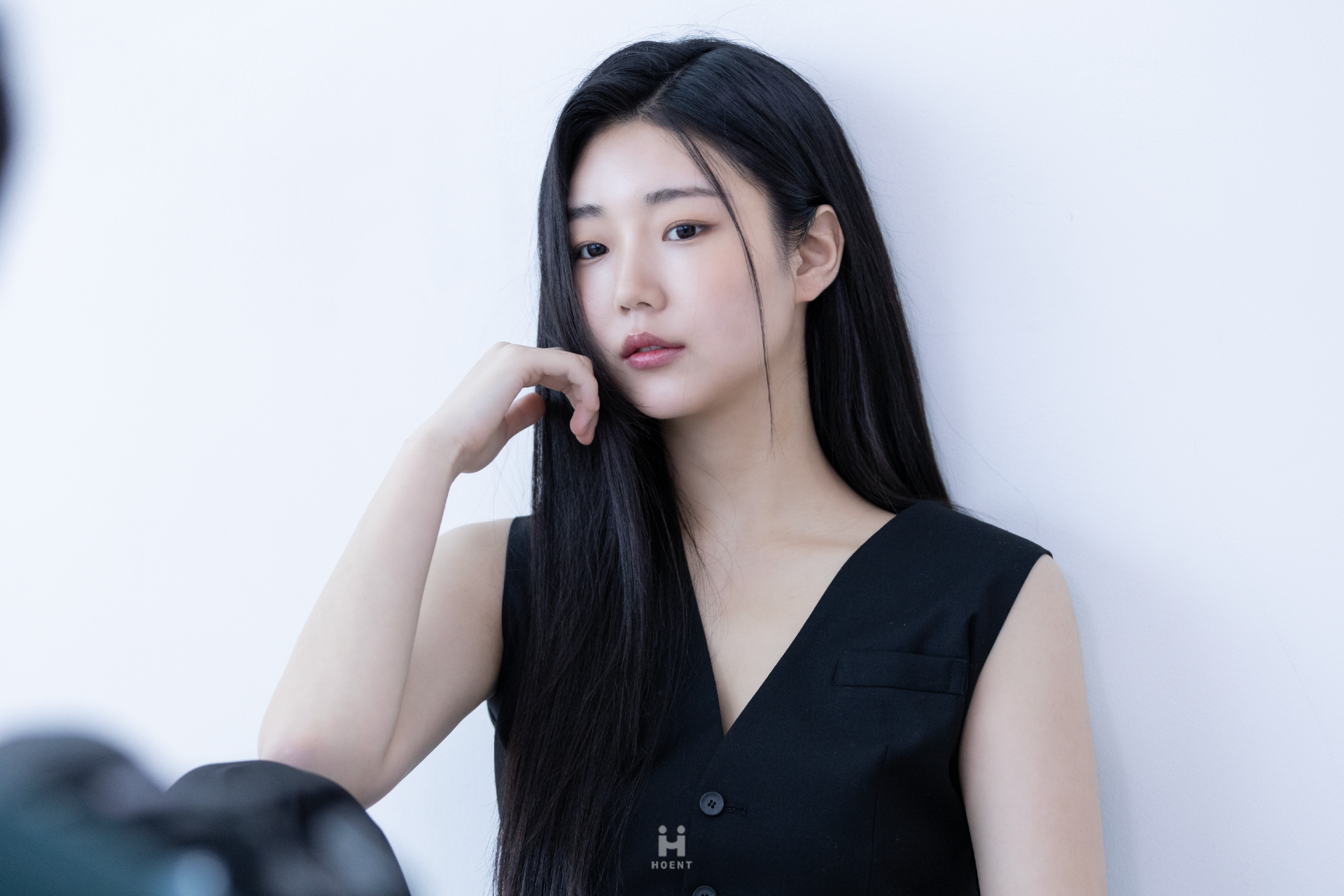 이승현 프로필_비하인드_가로 2.png