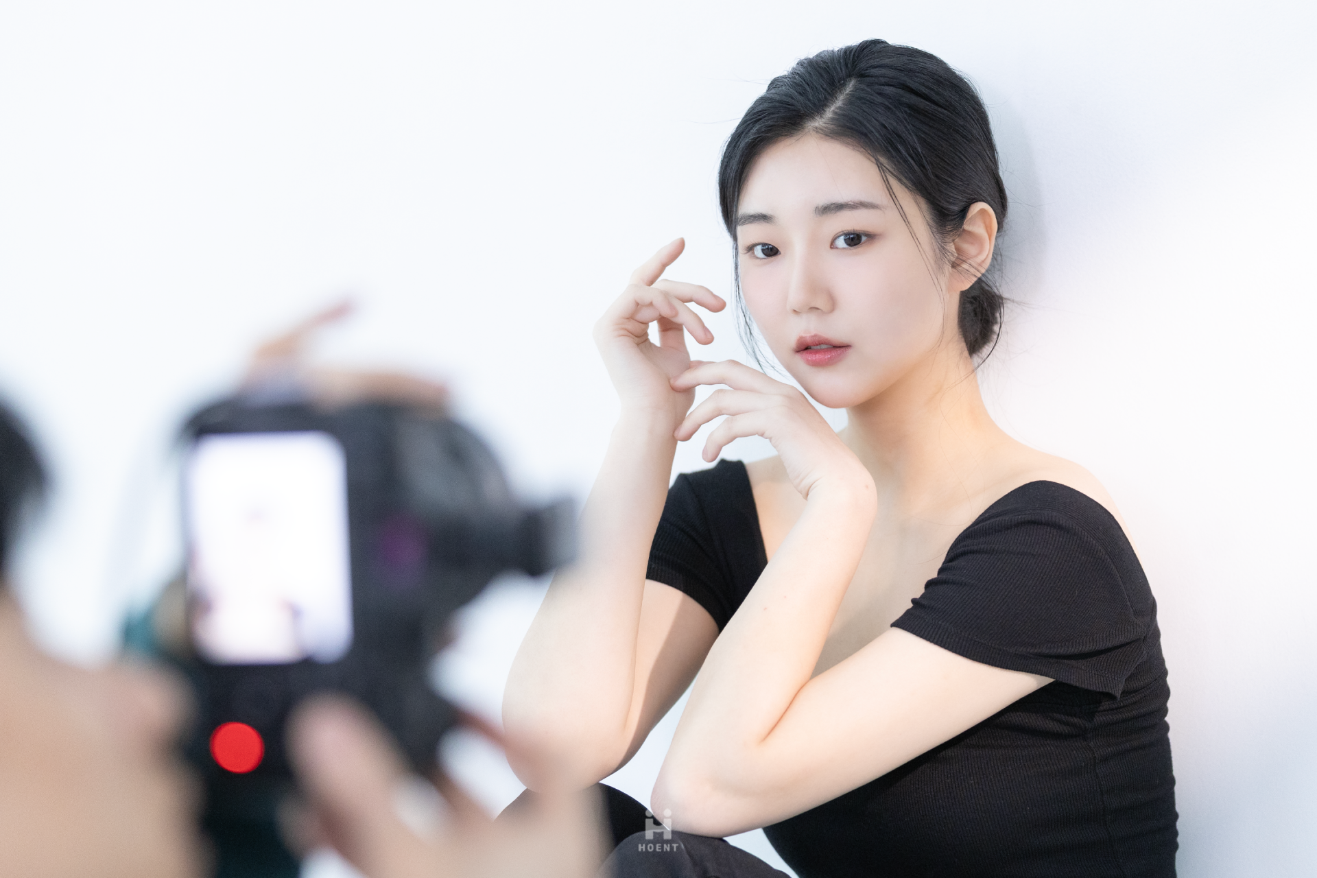 이승현 프로필_비하인드_가로 10.png