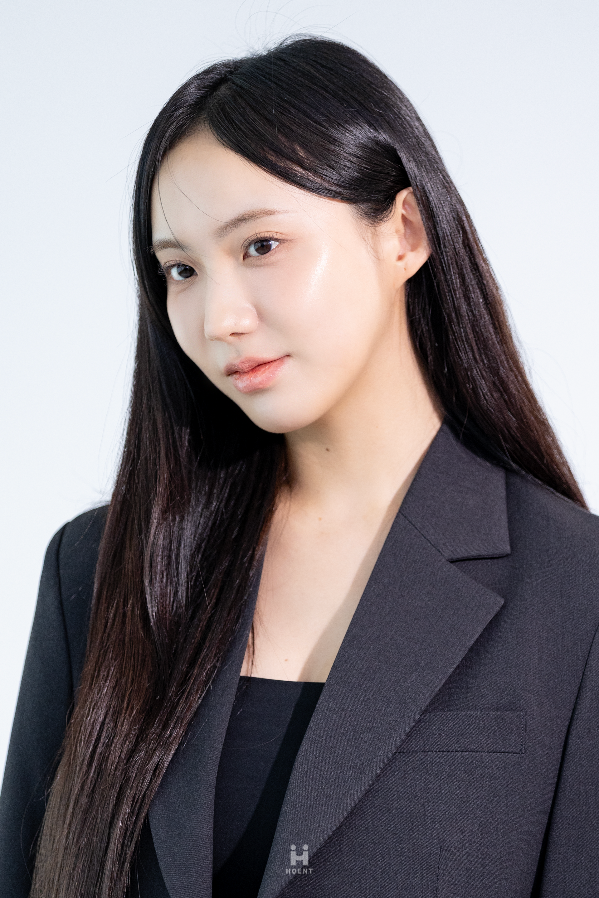 임소영 프로필_비하인드_세로 2.png