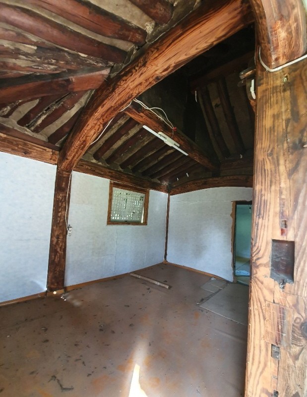 eceab0831e974.jpg