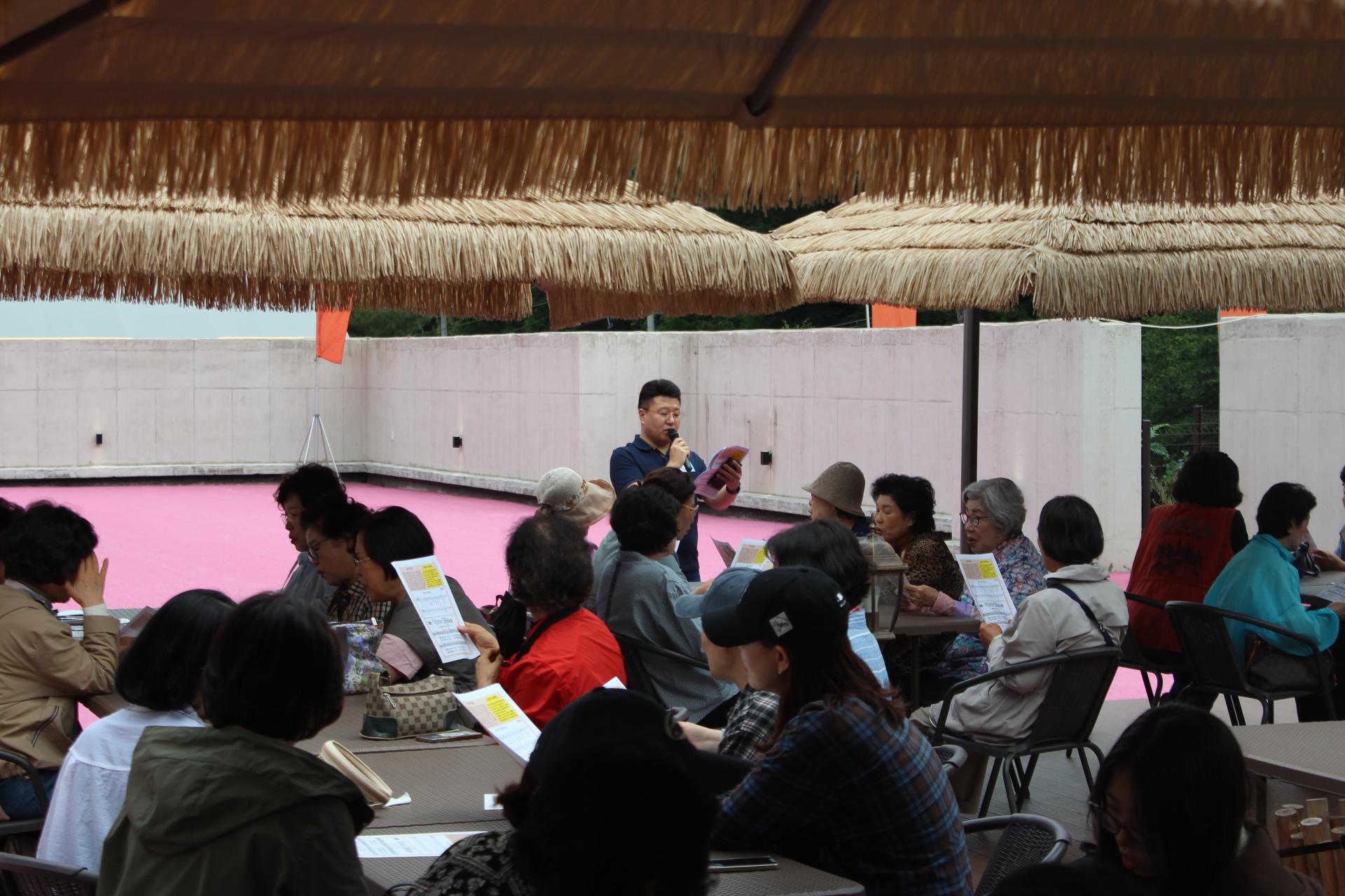 3c7374ebc12b3.jpg