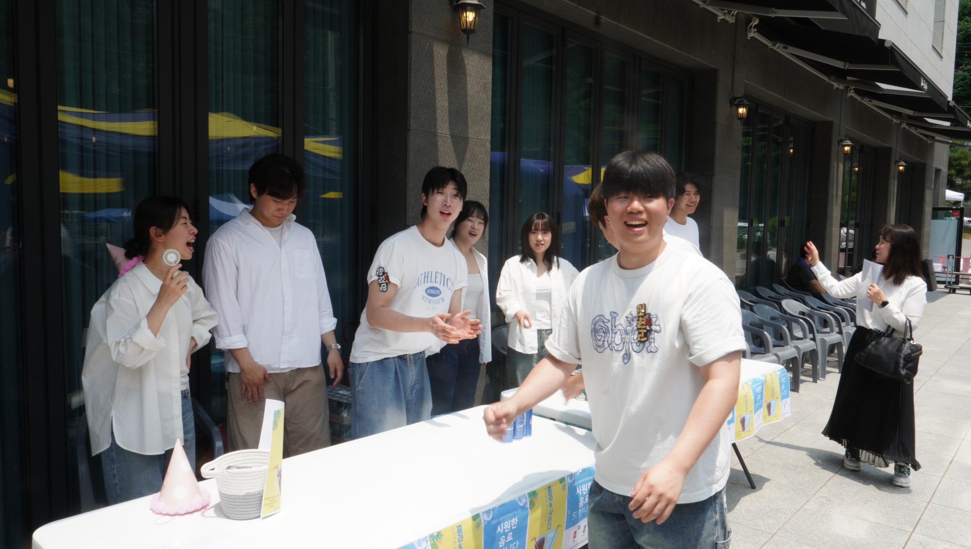 8c7815a48d5db.jpg
