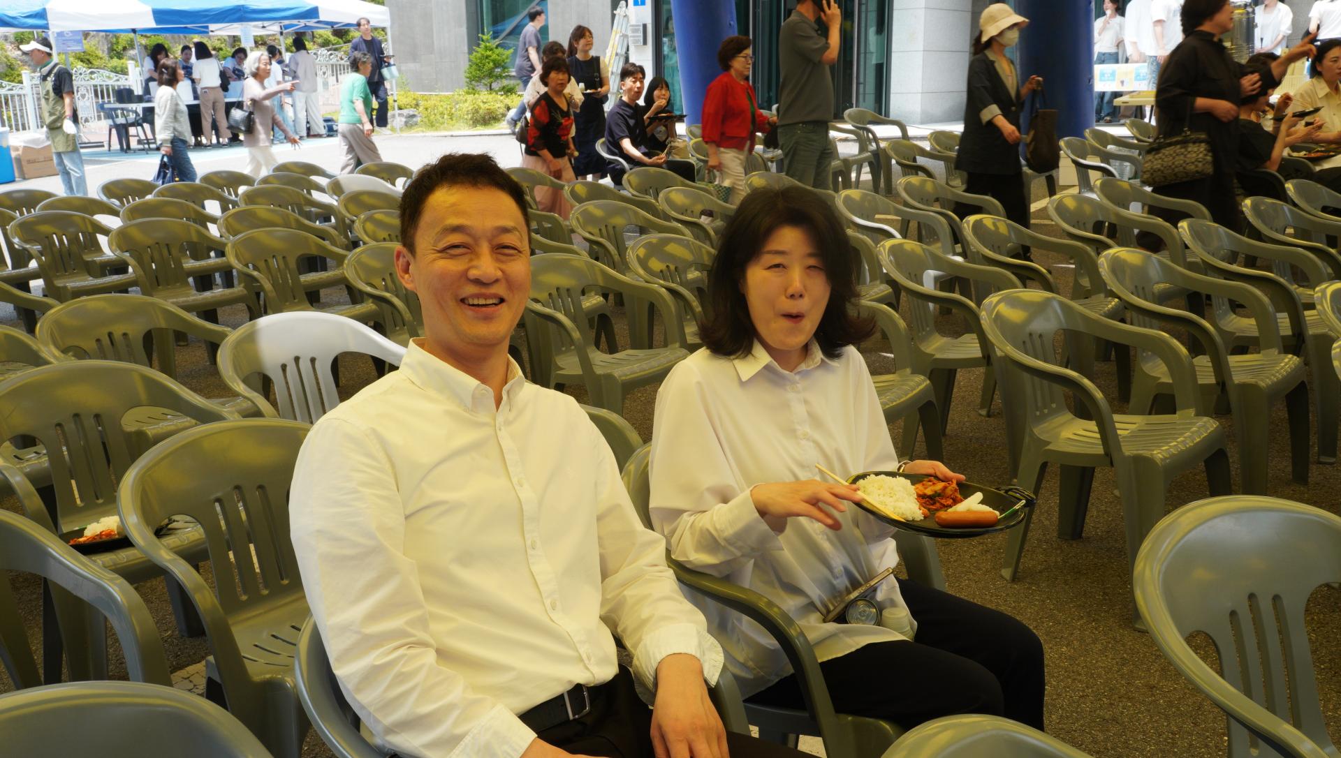 b15077ff8a54e.jpg