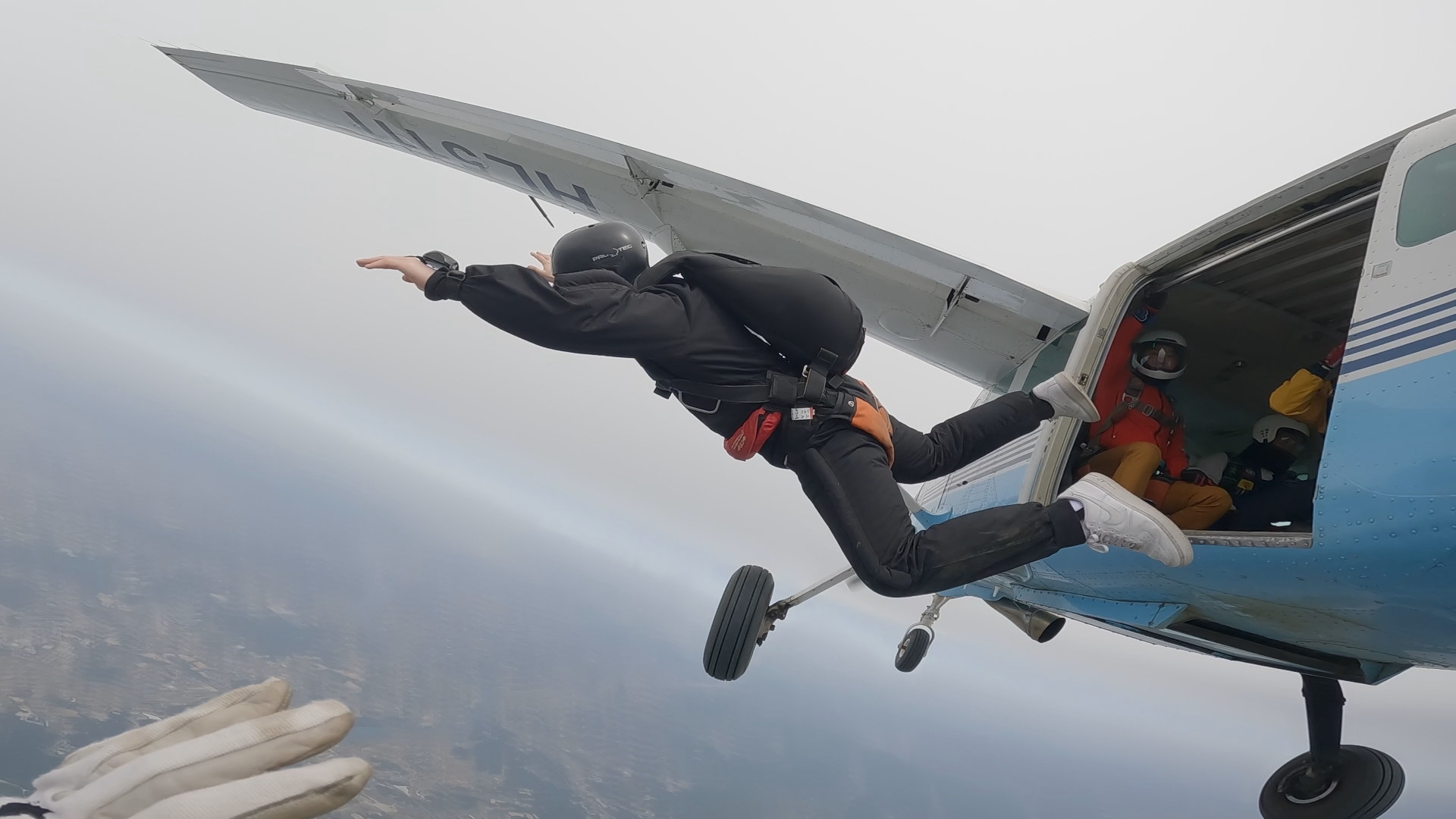 B License Curriculum : SKYDIVE KOREA