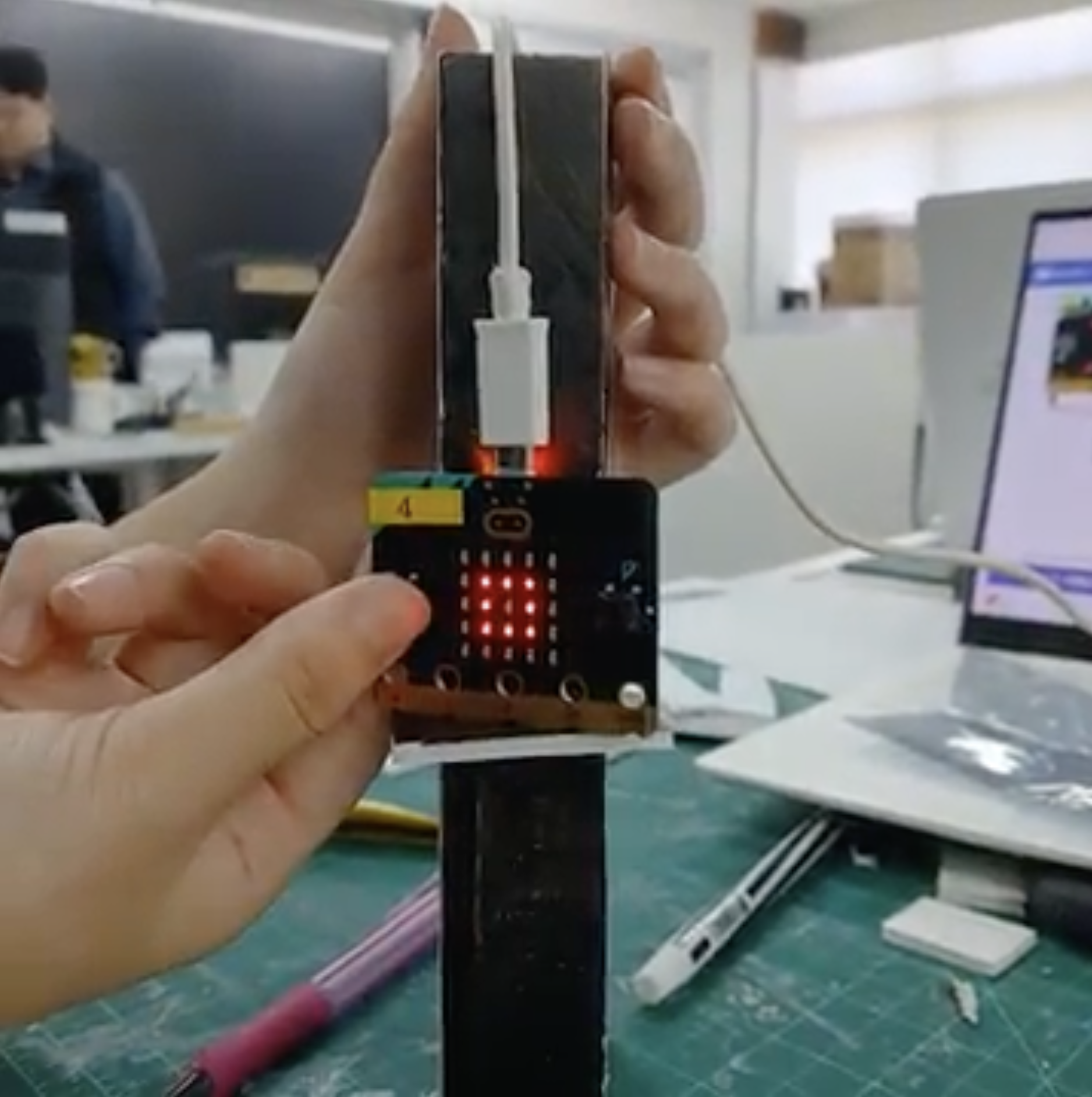 d61f517c9edc9.png