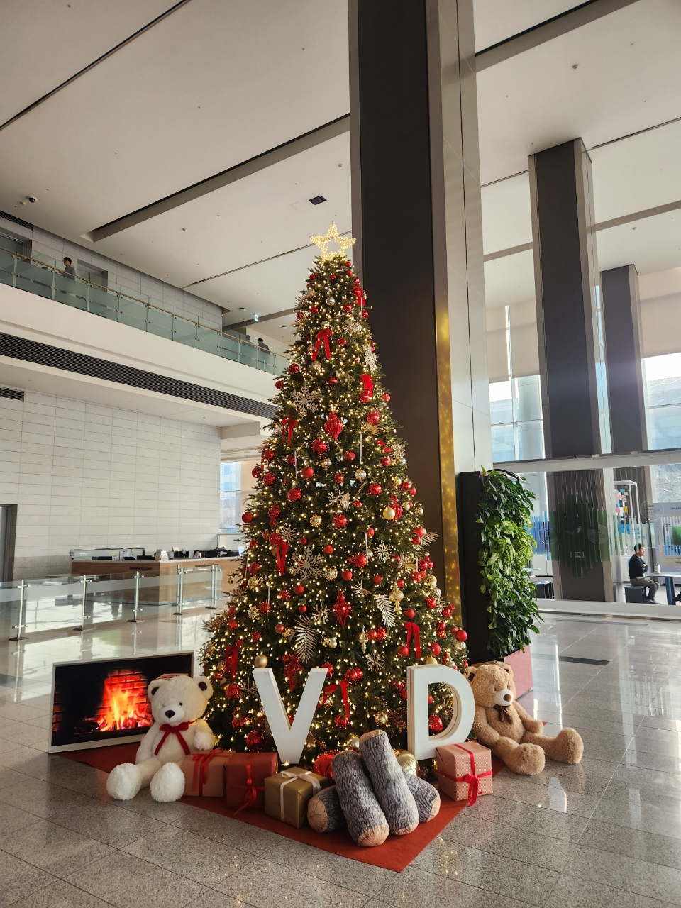 삼성전자 디지털시티 4.5m 실내 대형트리 : 크리스마스