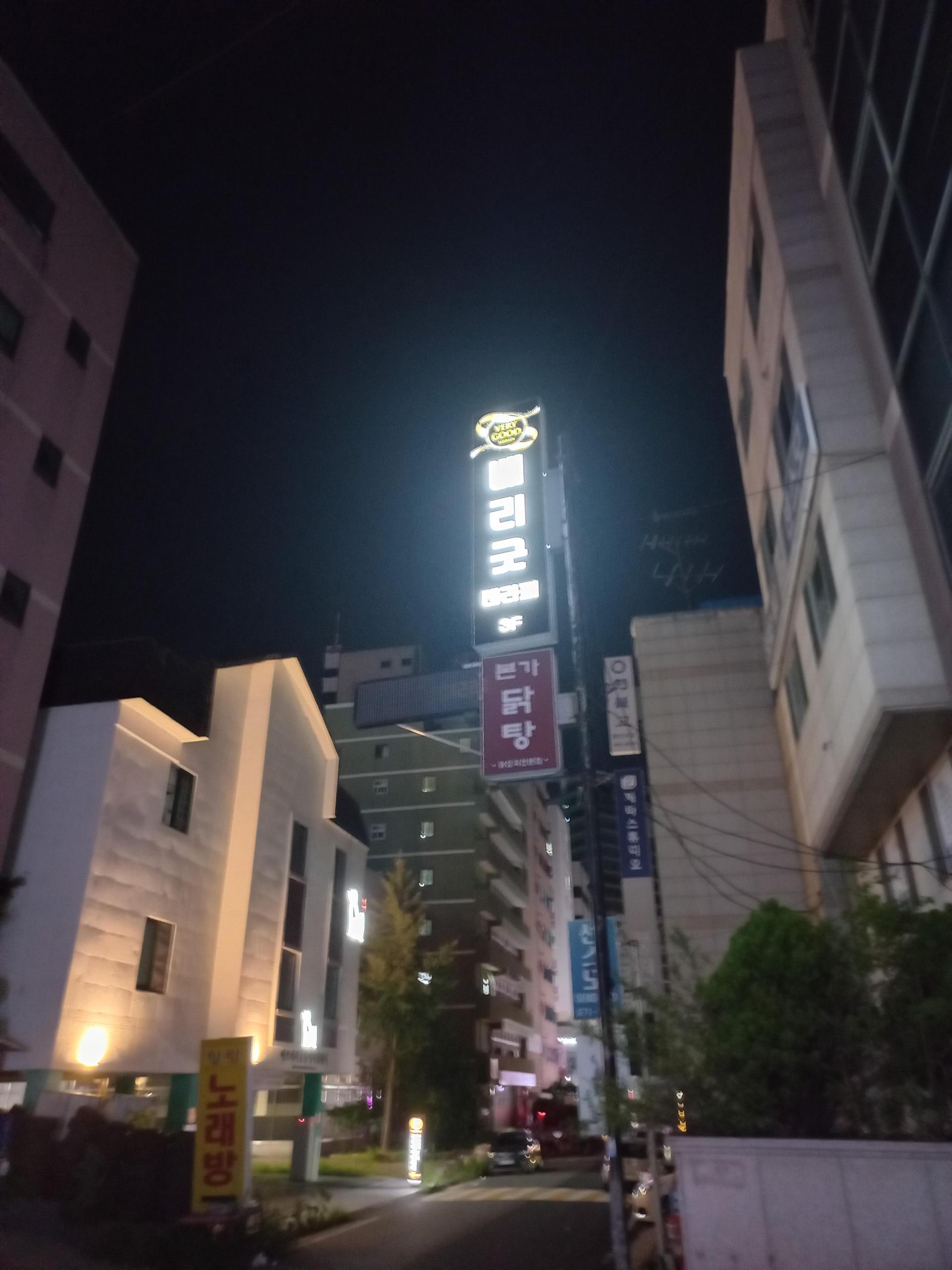 d4b1af985b008.jpg