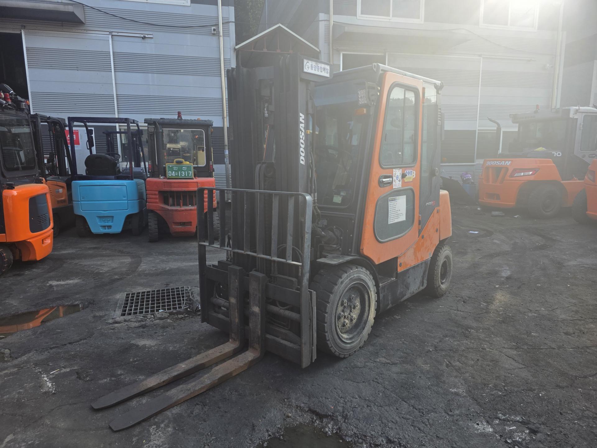 5bb86cf82c827.jpg