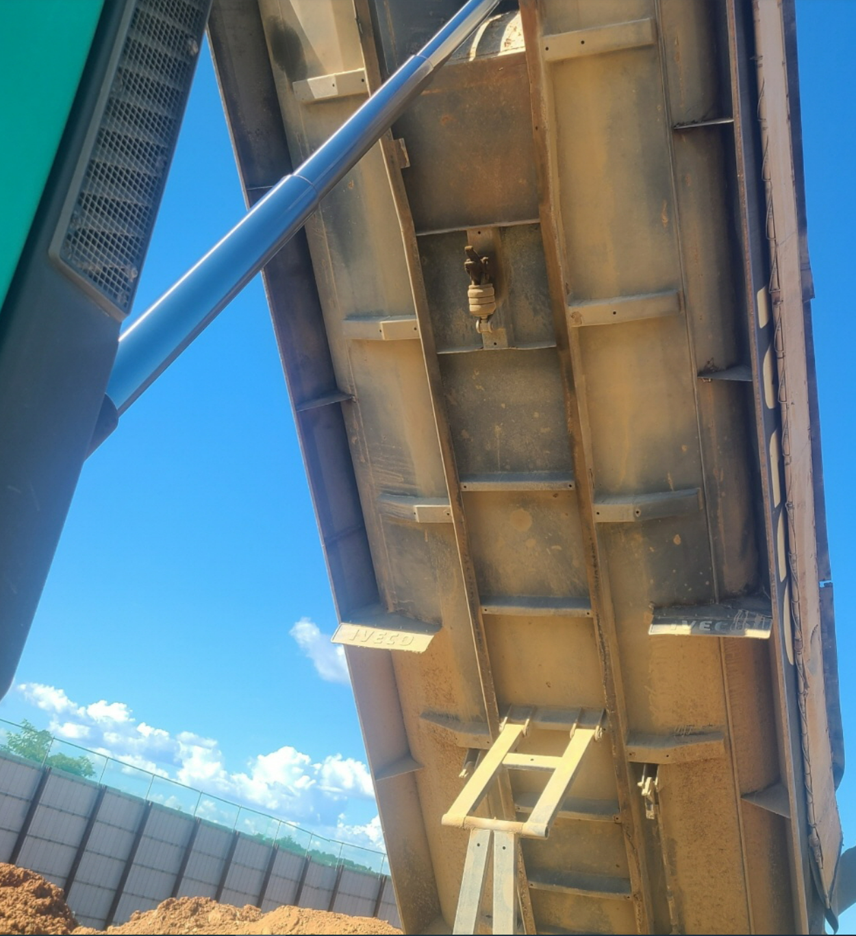 6ba4054cc7b58.png