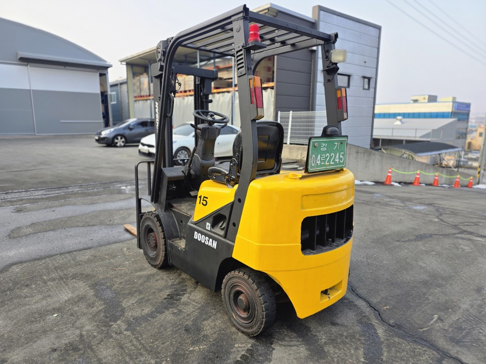 6bcbe99227e4f.jpg