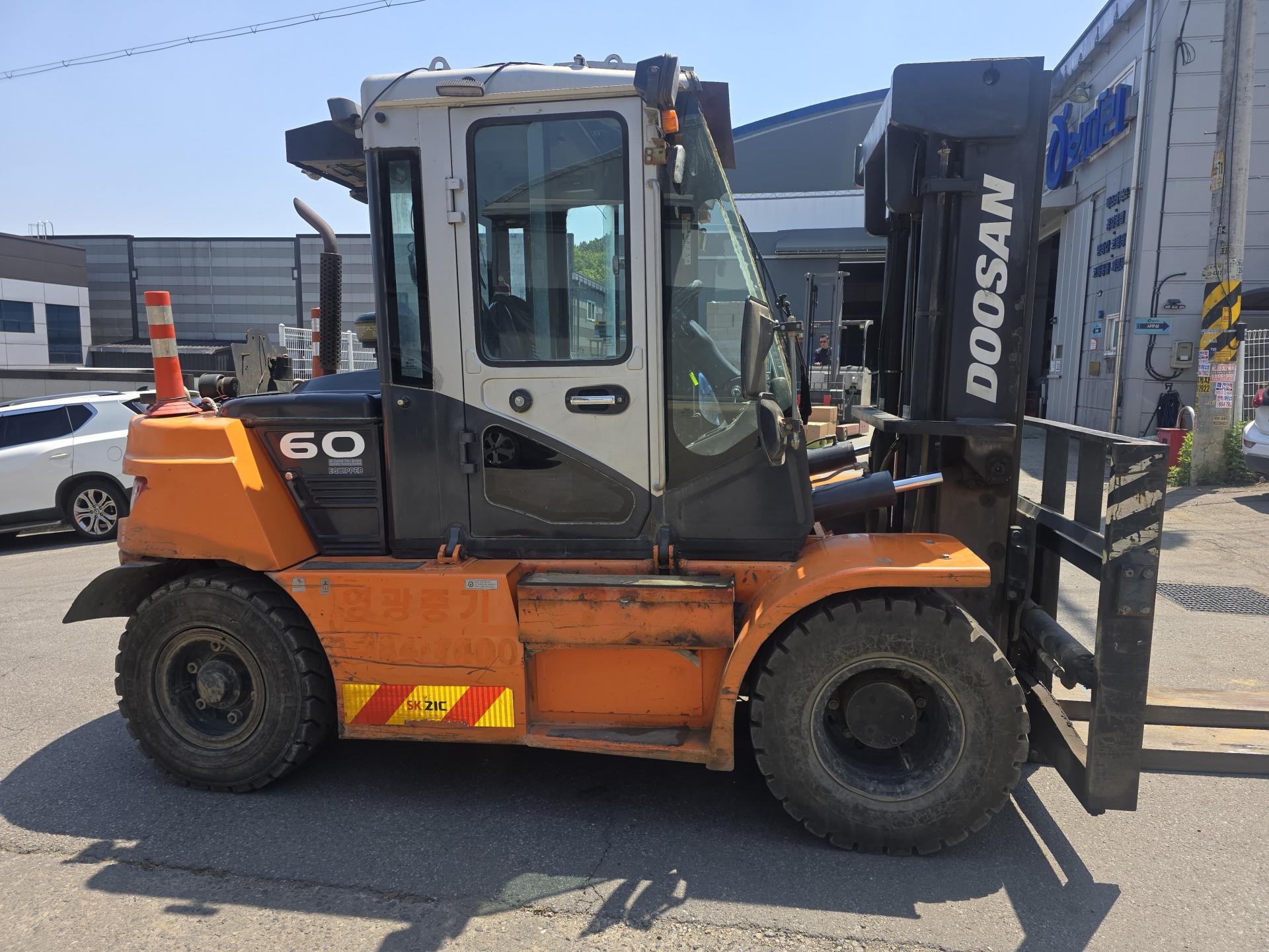 ceb8b324f2f40.jpg