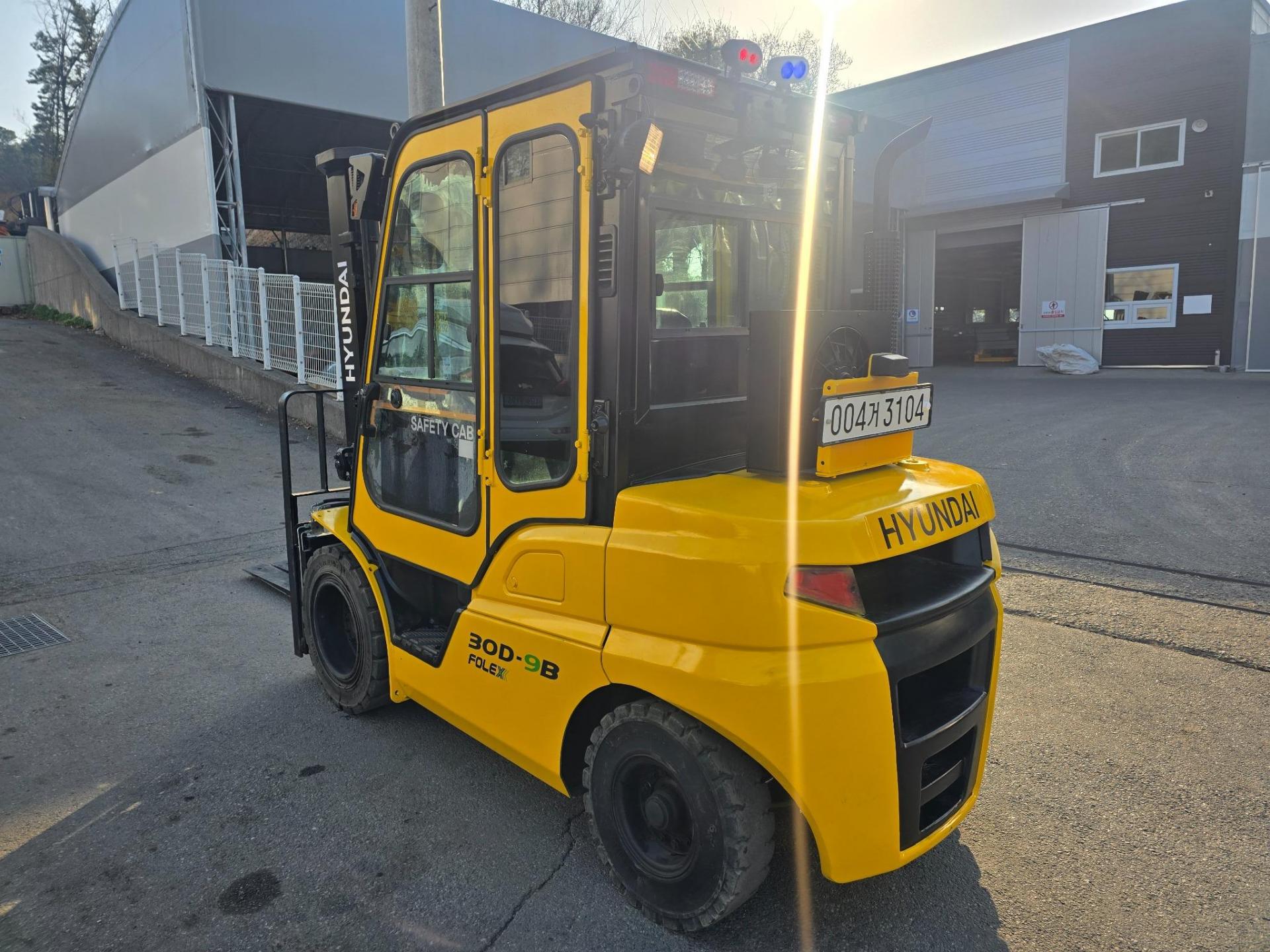 e04fc325a45db.jpg