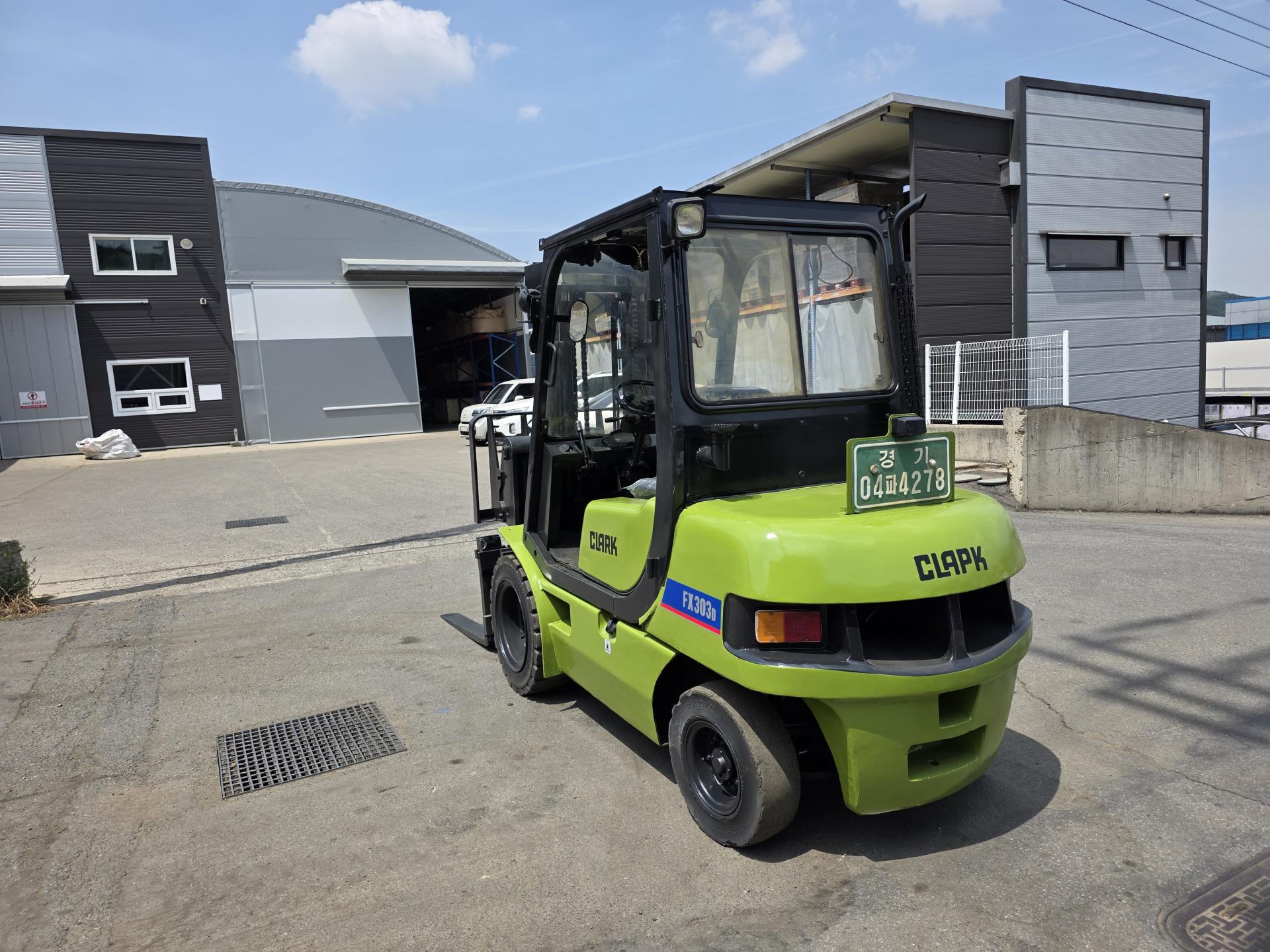 e8f1711ec8dcb.jpg