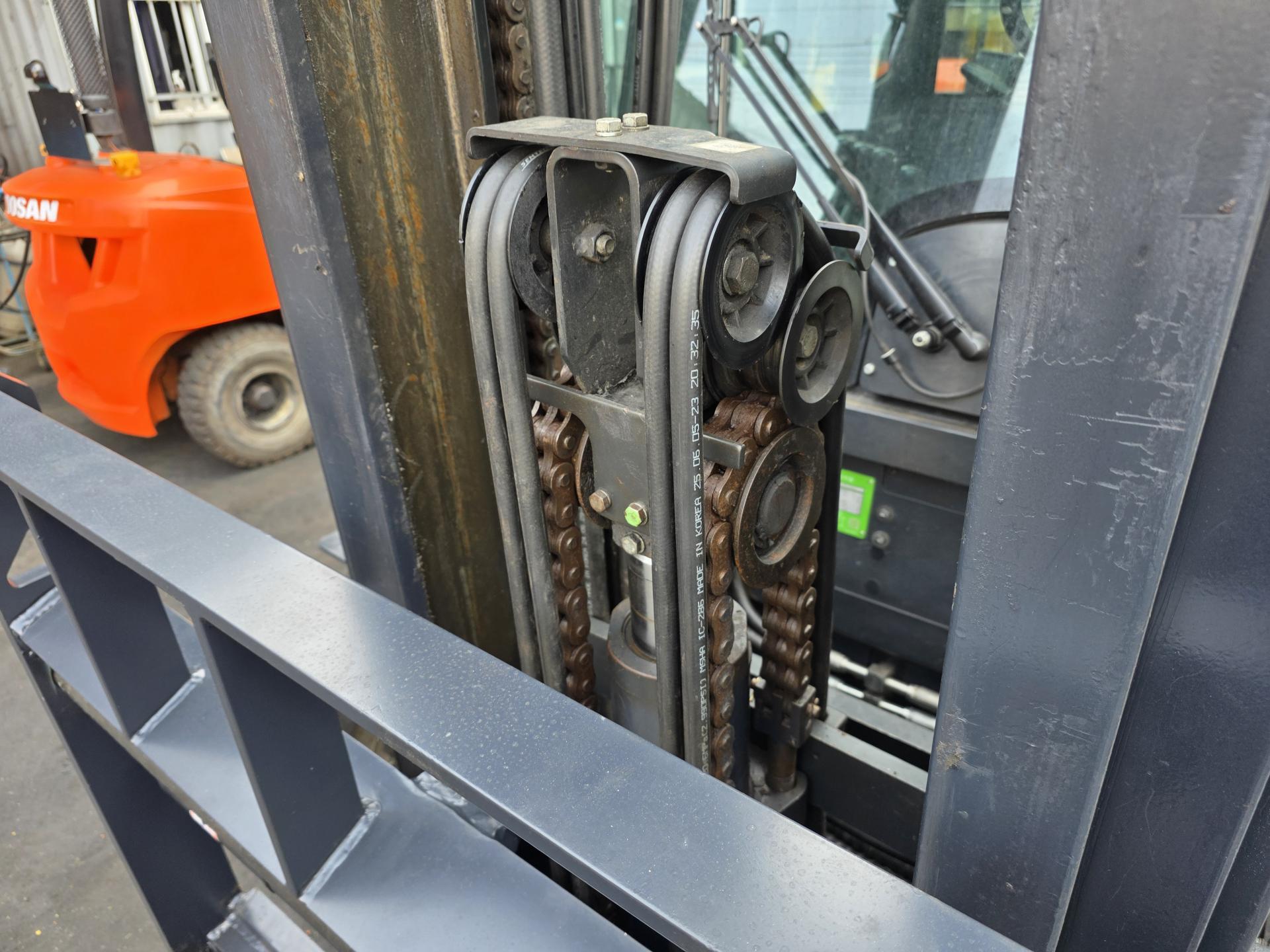edcb6e9fe094f.jpg