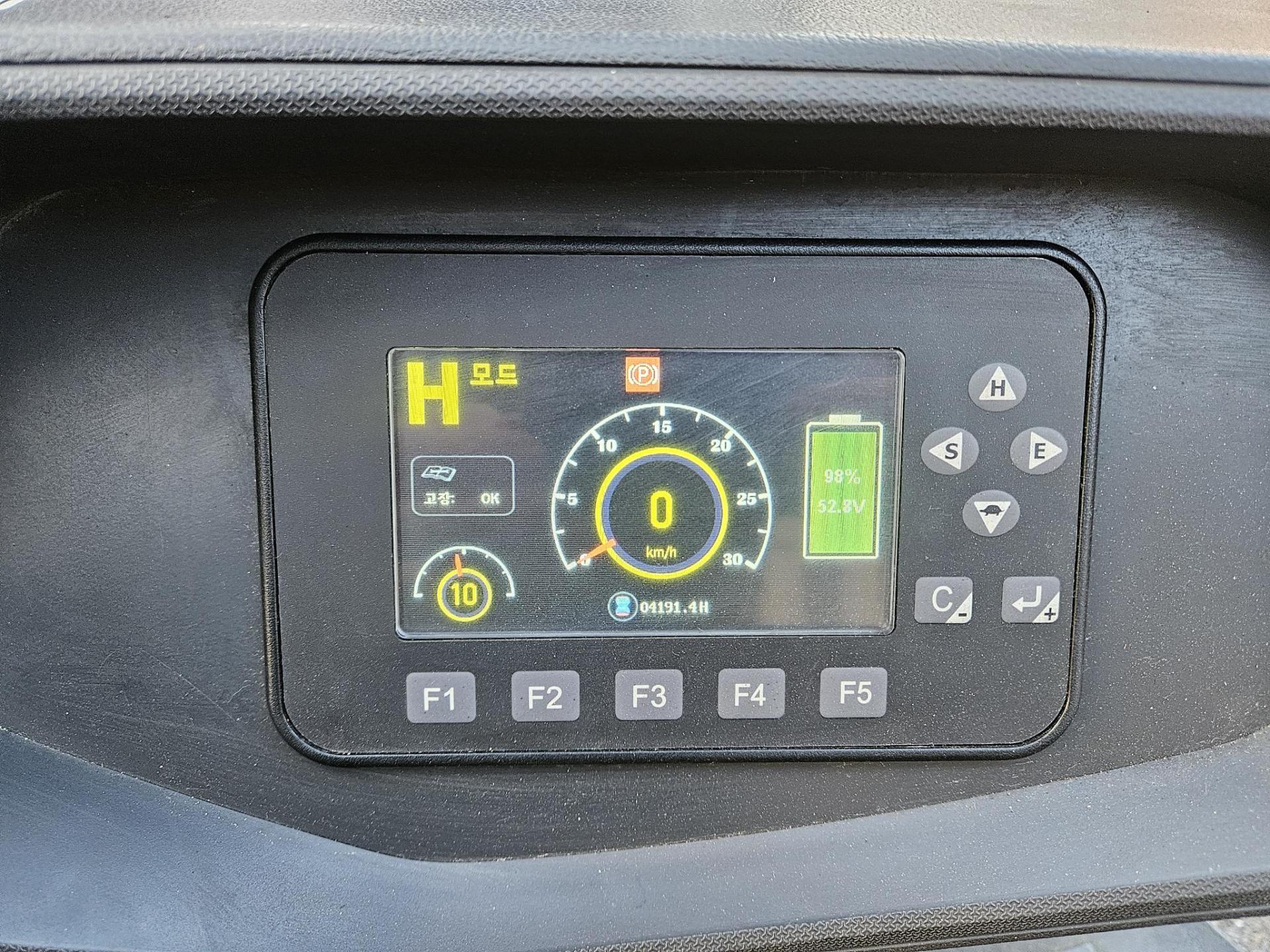 ee807535750ab.jpg