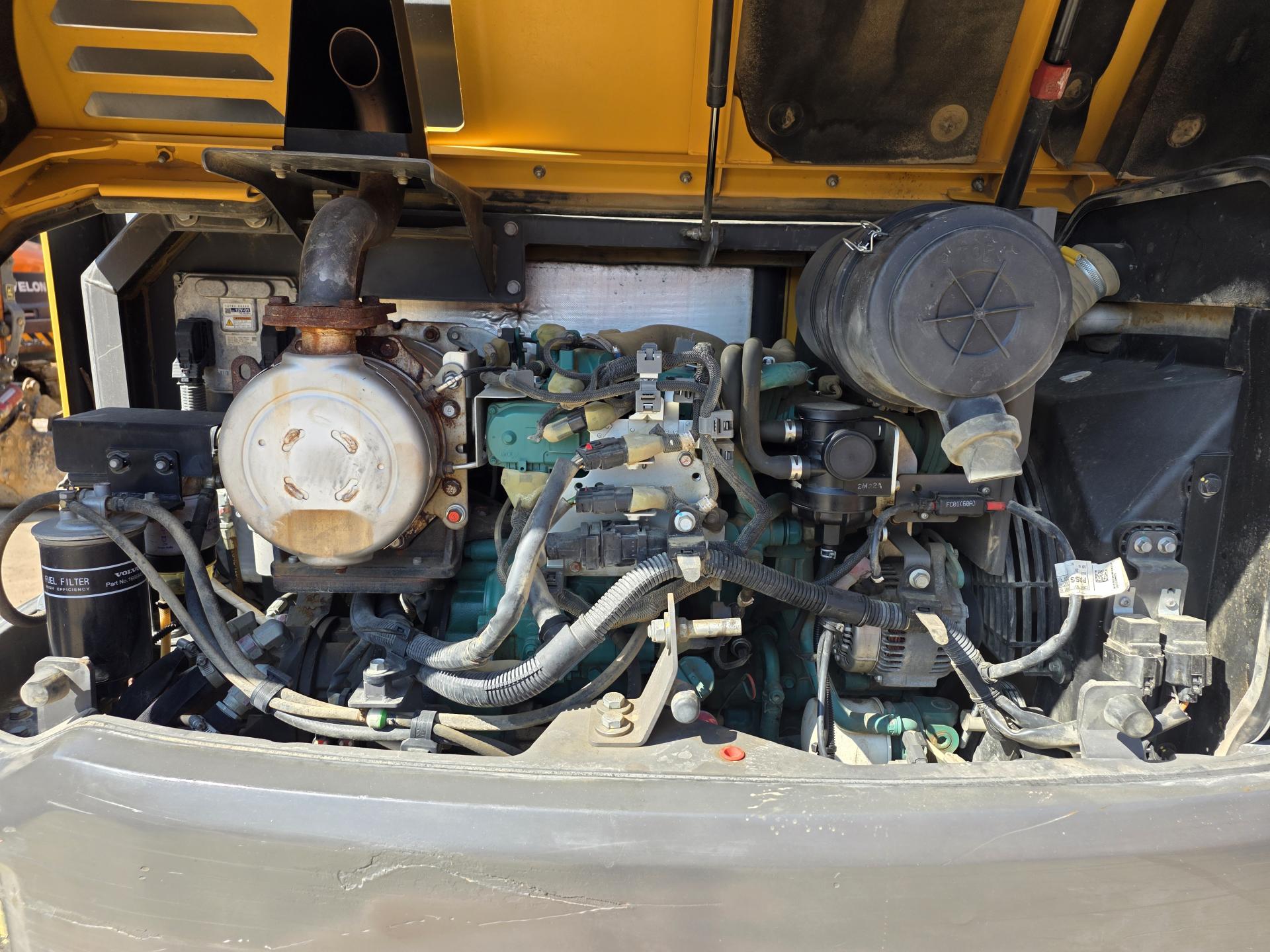 f558b9394eae2.jpg