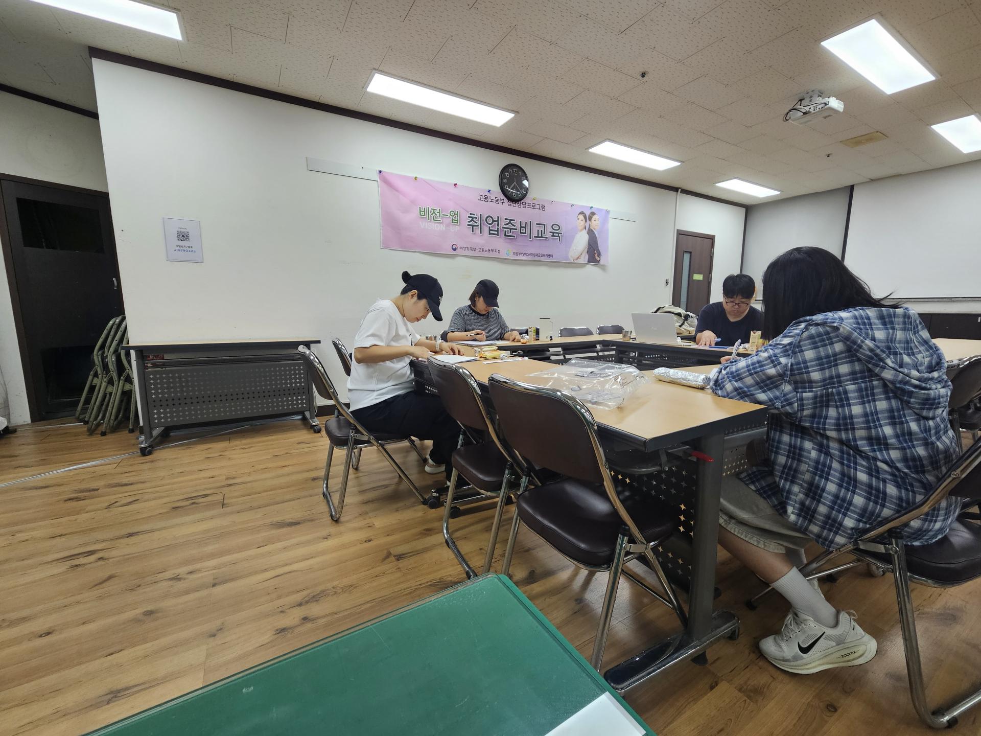 7645b23154a9d.jpg