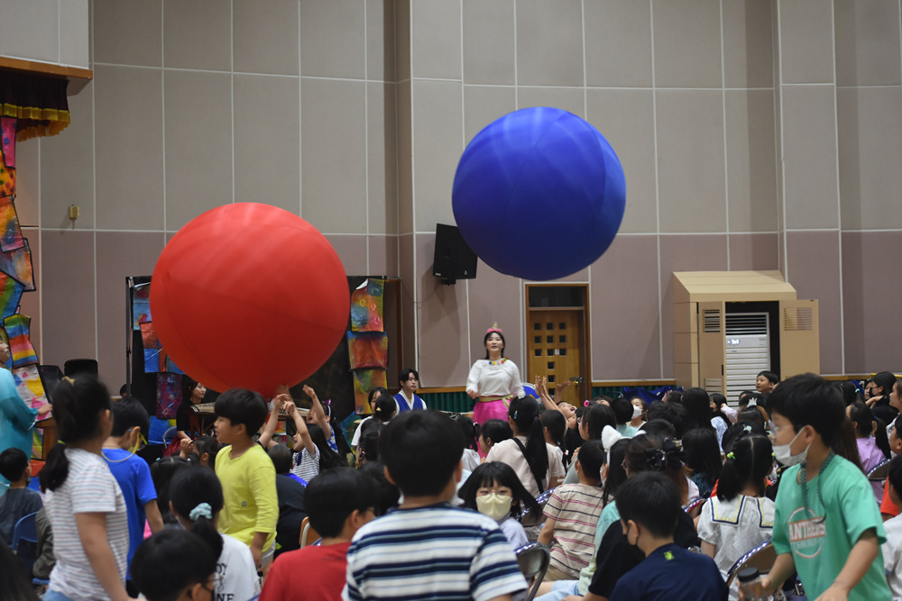 c3cebbac93157.jpg