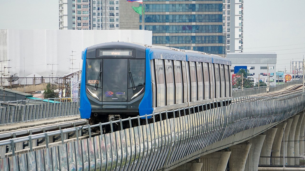 방콕 철도 여행: BTS 스카이트레인과 MRT 지하철