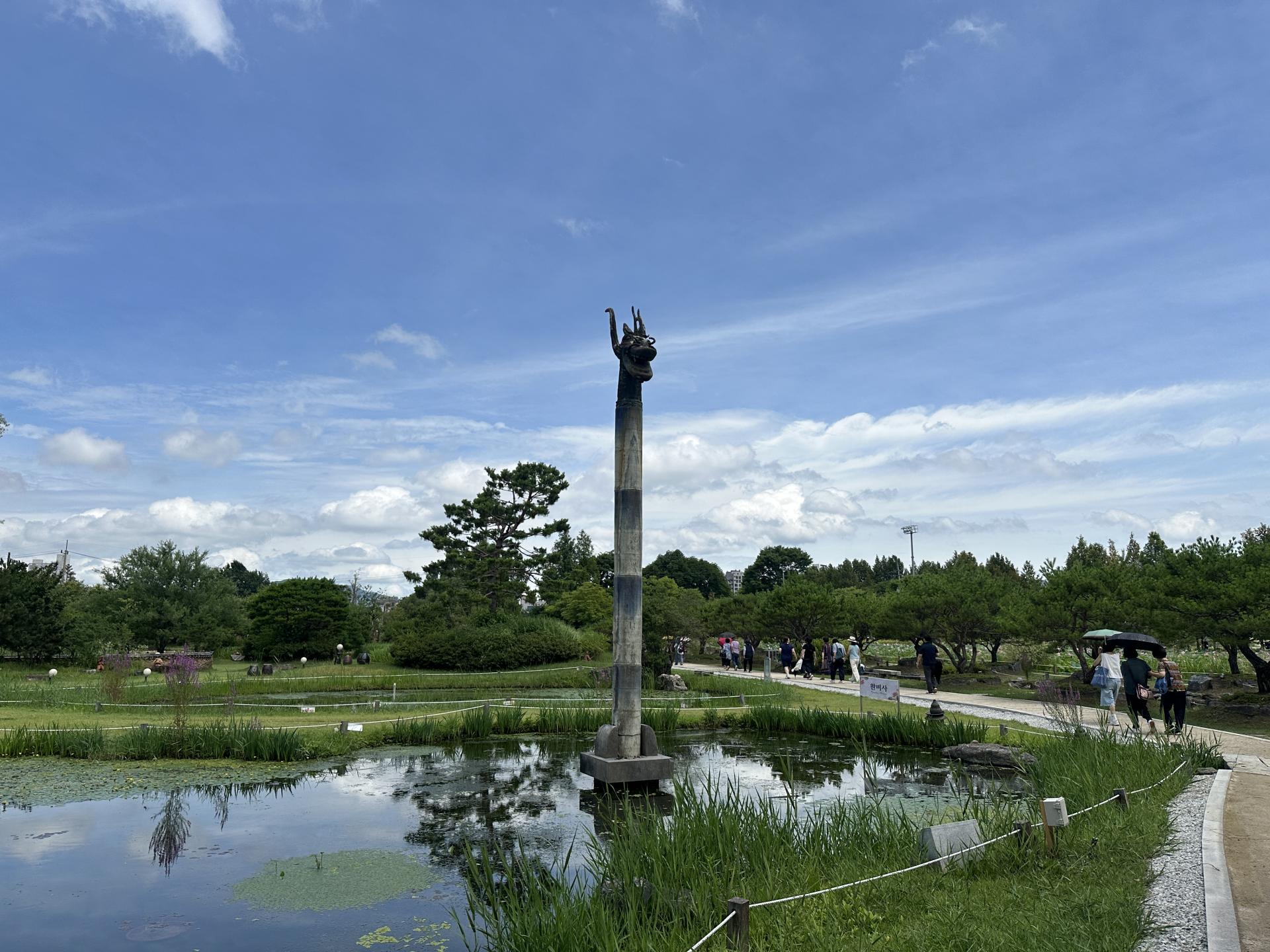 9ead8c900f394.jpg