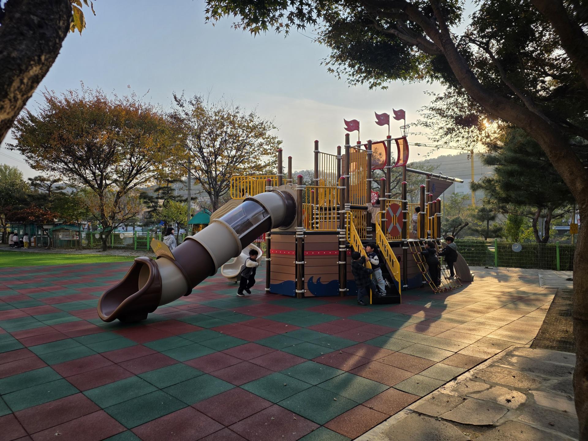 a5d966a555a04.jpg